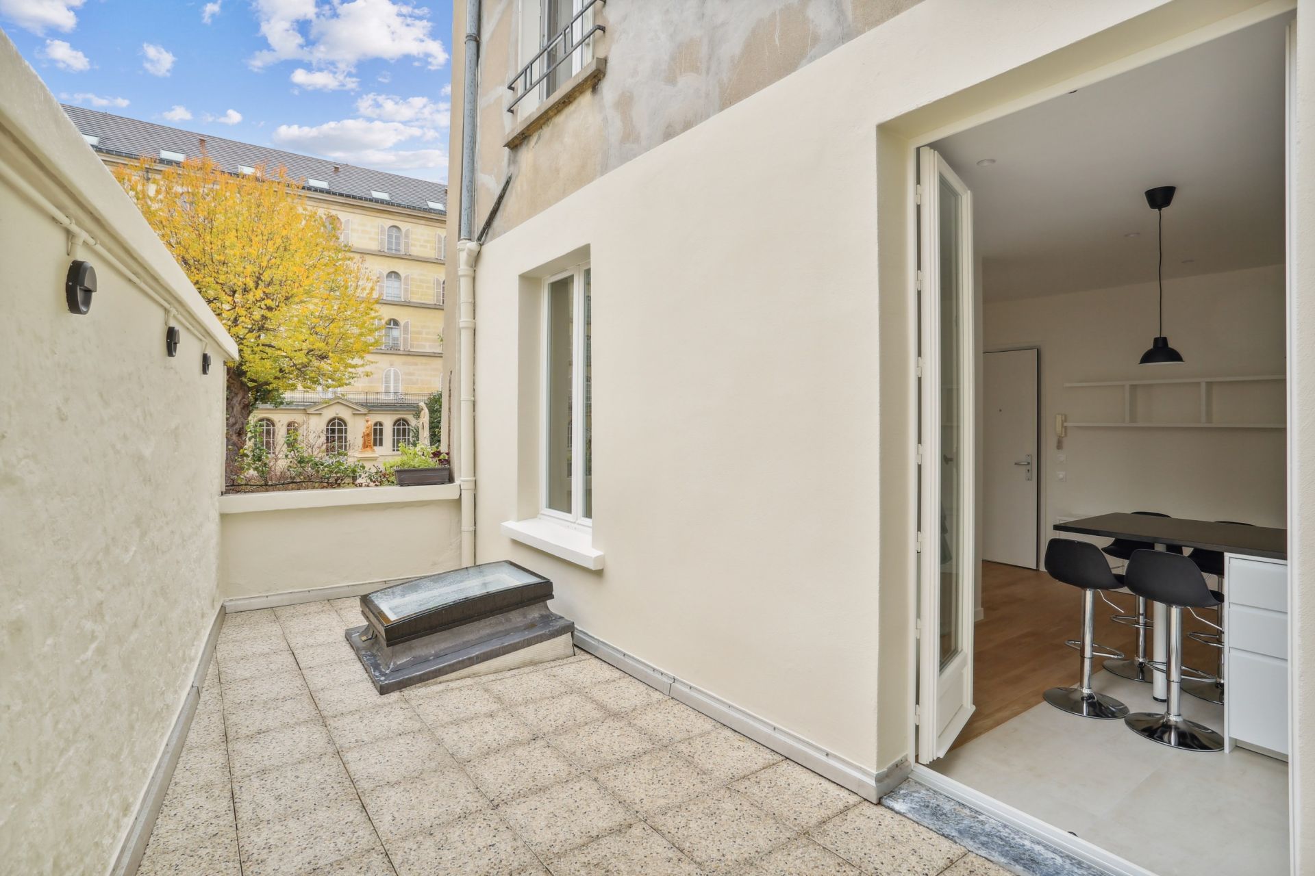 luxury apartment 2 Rooms for sale on PARIS (75007)