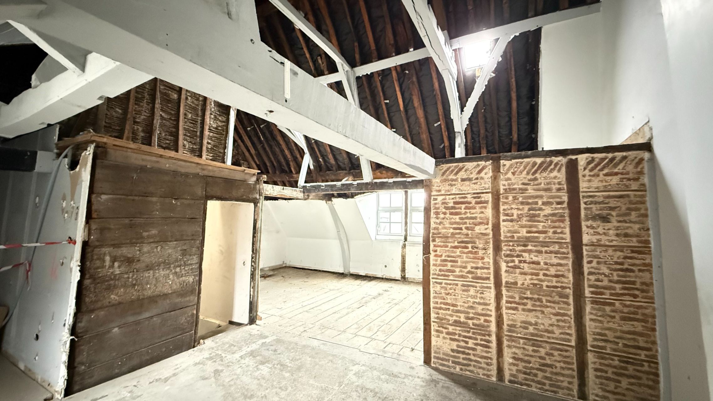 luxury house 5 Rooms for sale on LILLE (59800)