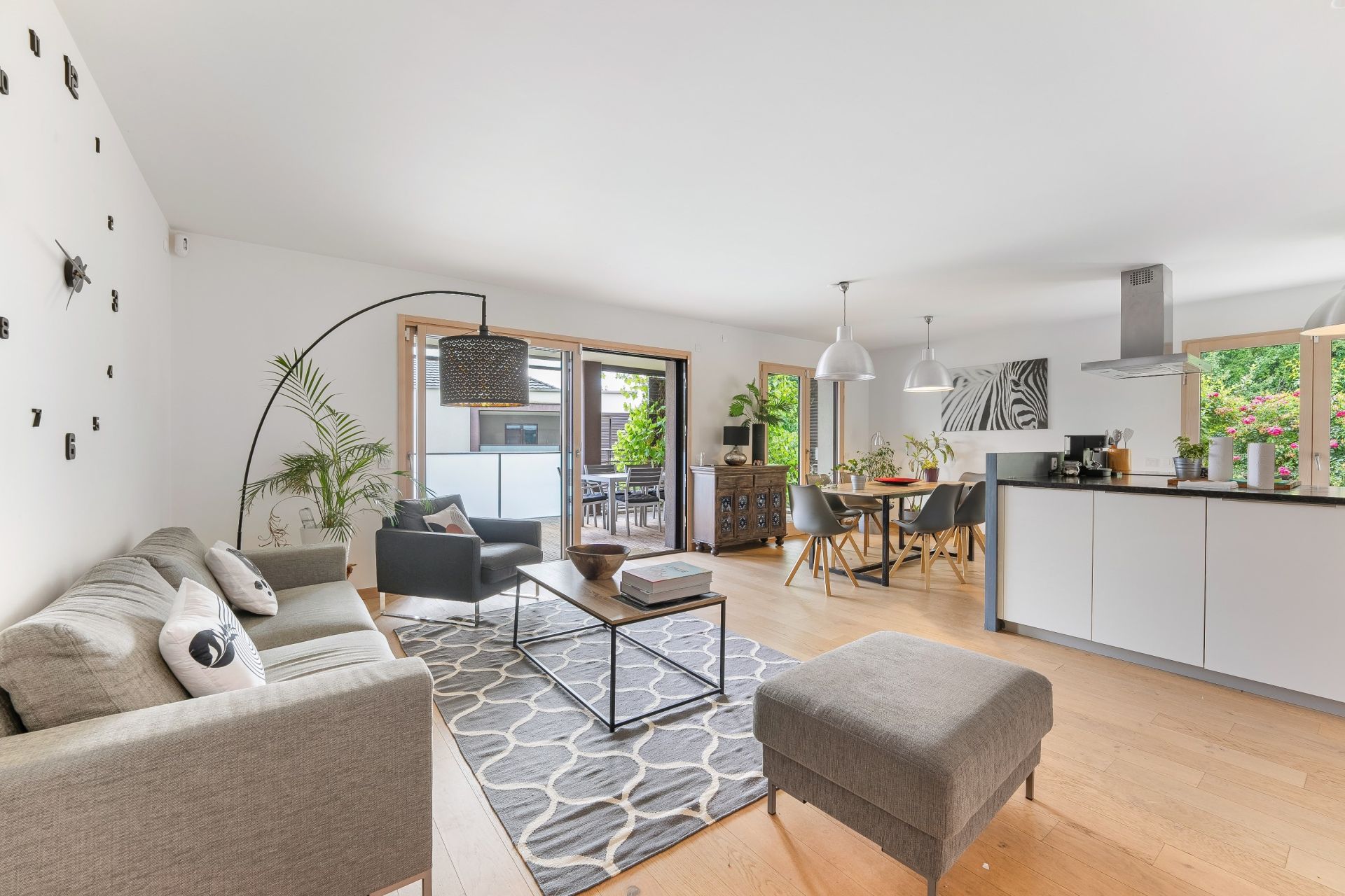 appartement de luxe 4 Pièces en vente sur DIVONNE LES BAINS (01220)