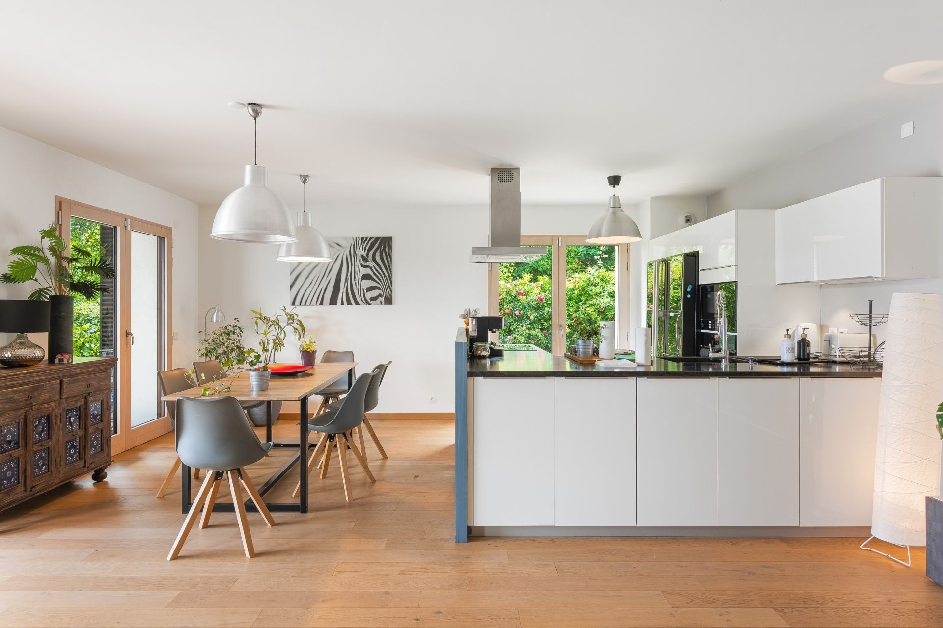 luxury apartment 4 Rooms for sale on DIVONNE LES BAINS (01220)