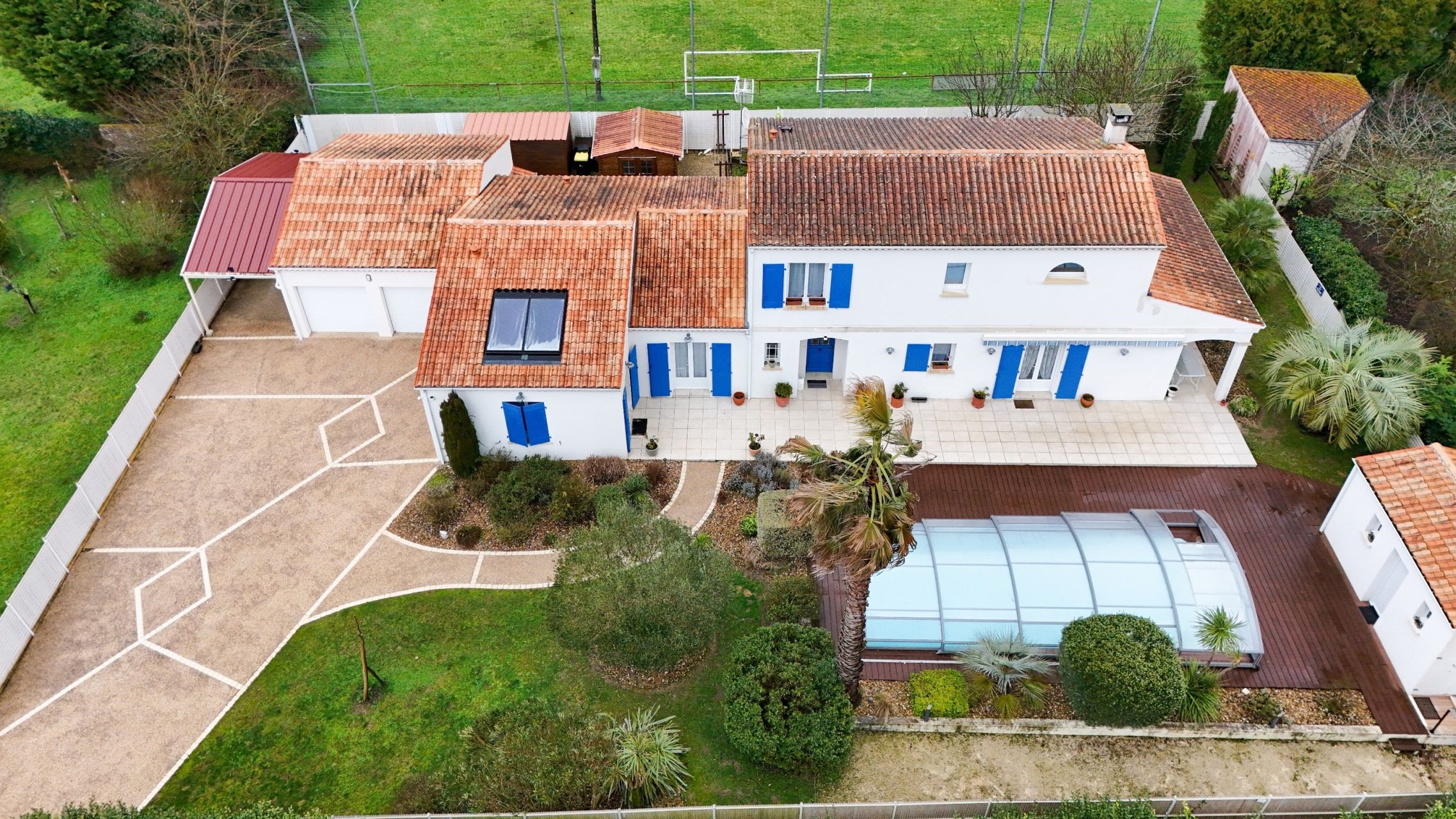 maison de luxe 9 Pièces en vente sur LE GUA (17600)