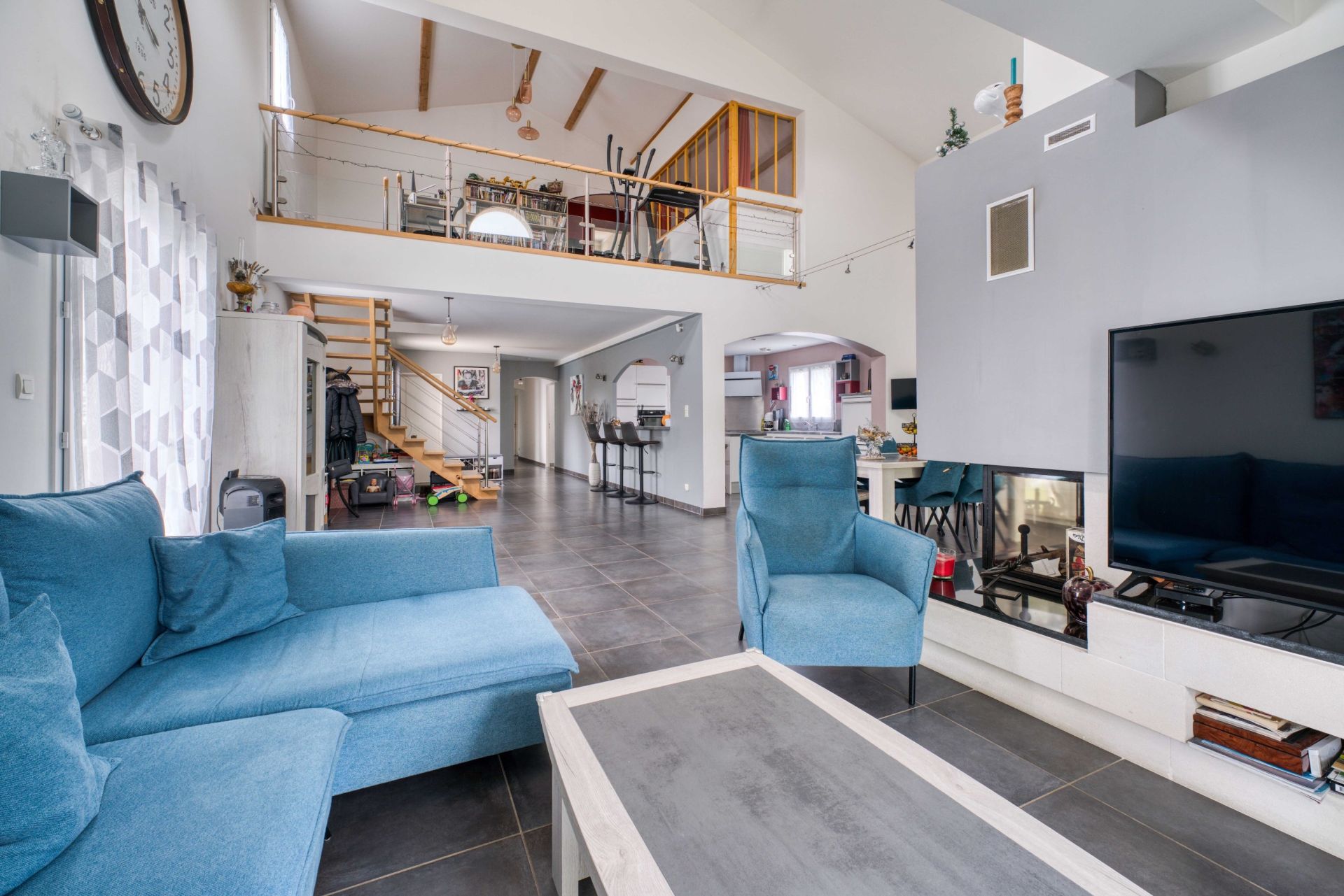 maison de luxe 9 Pièces en vente sur LE GUA (17600)