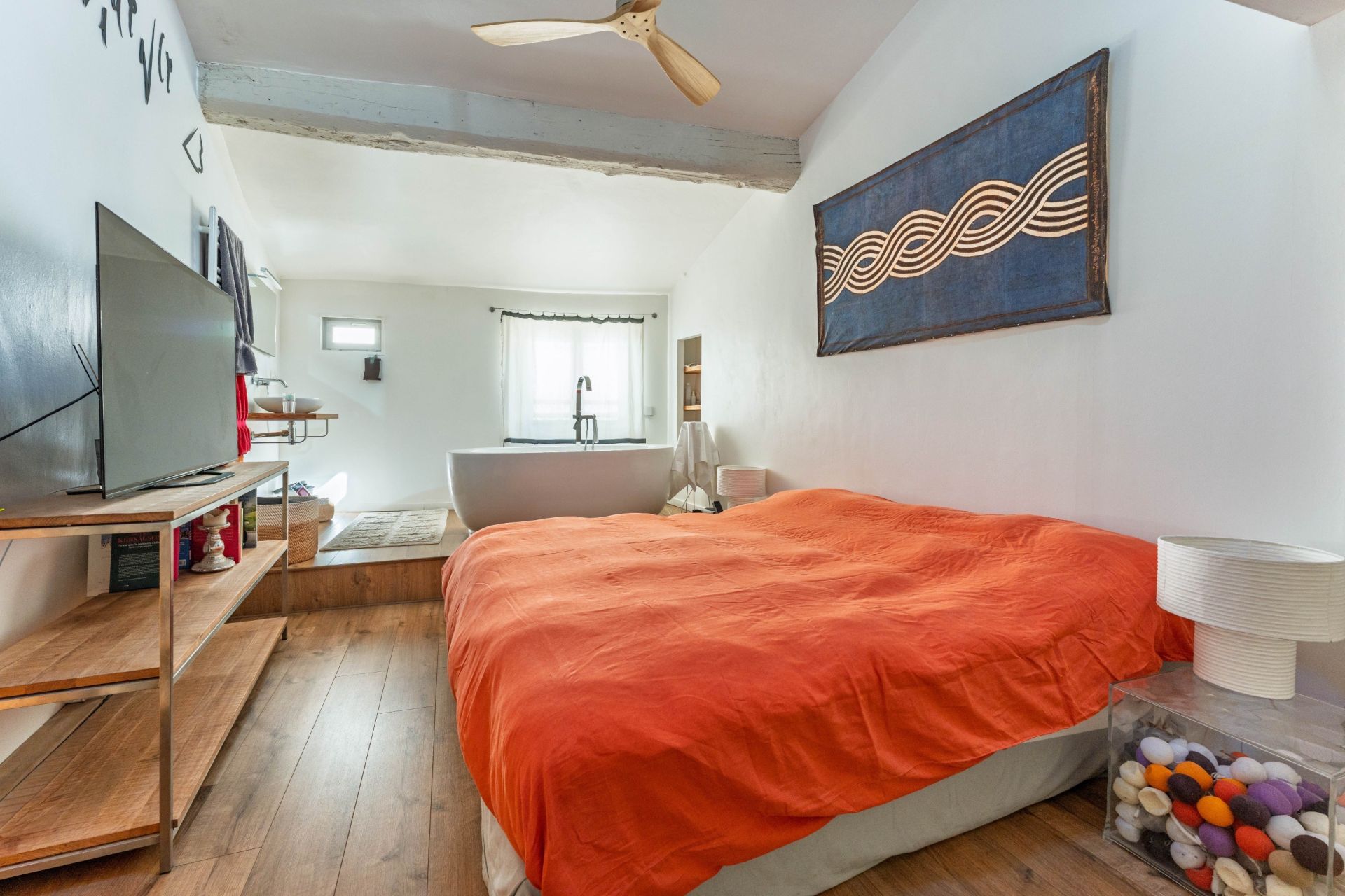 luxury apartment 4 Rooms for sale on MONTPELLIER (34000)