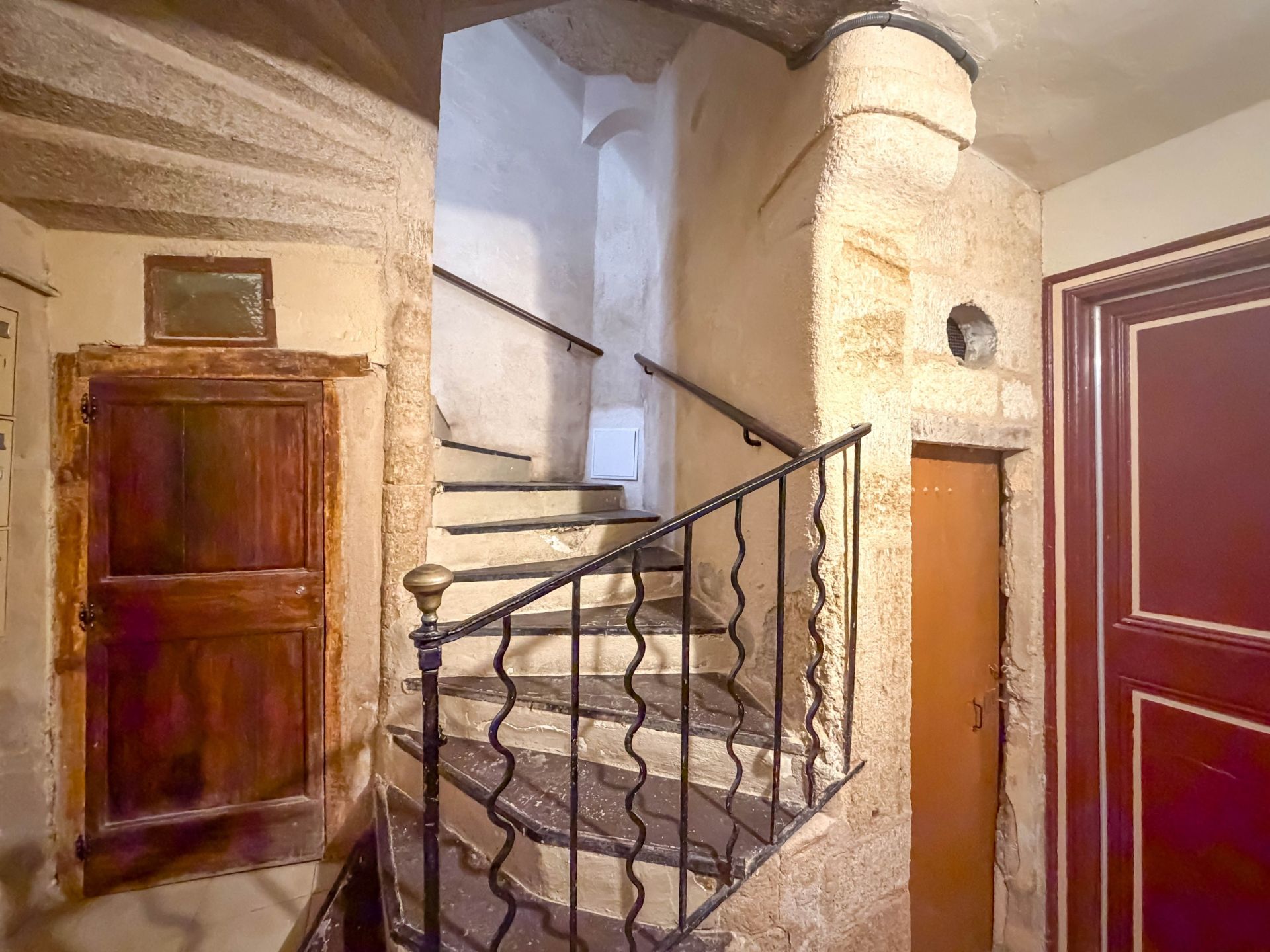 luxury apartment 4 Rooms for sale on MONTPELLIER (34000)