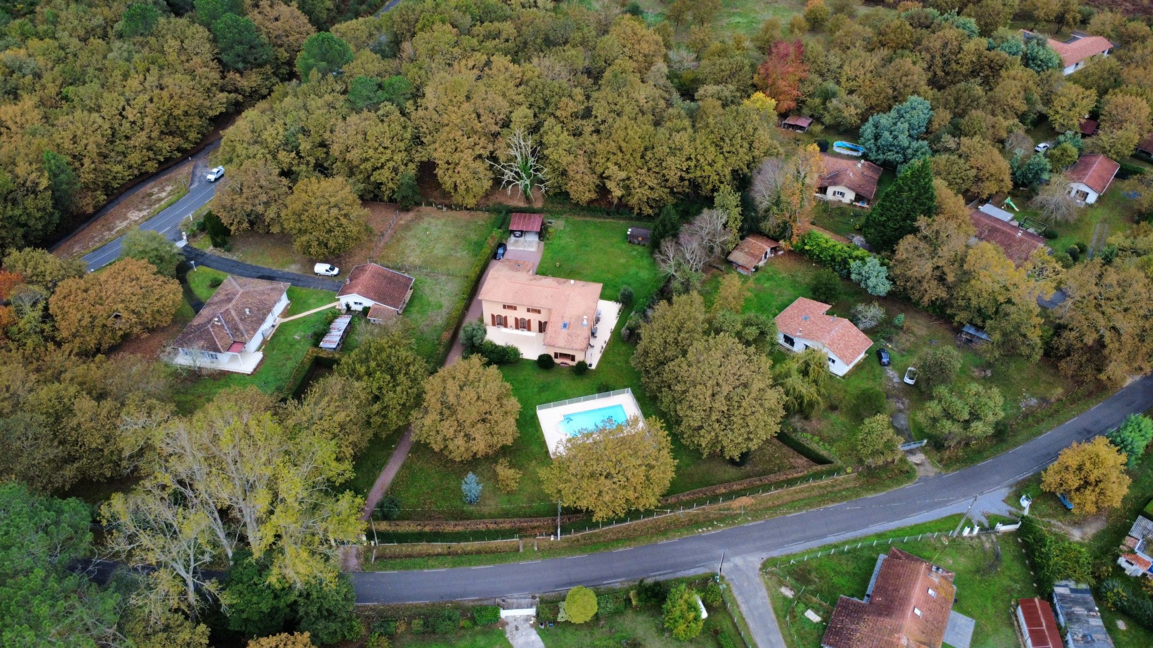 luxury house 10 Rooms for sale on MIMIZAN (40200)