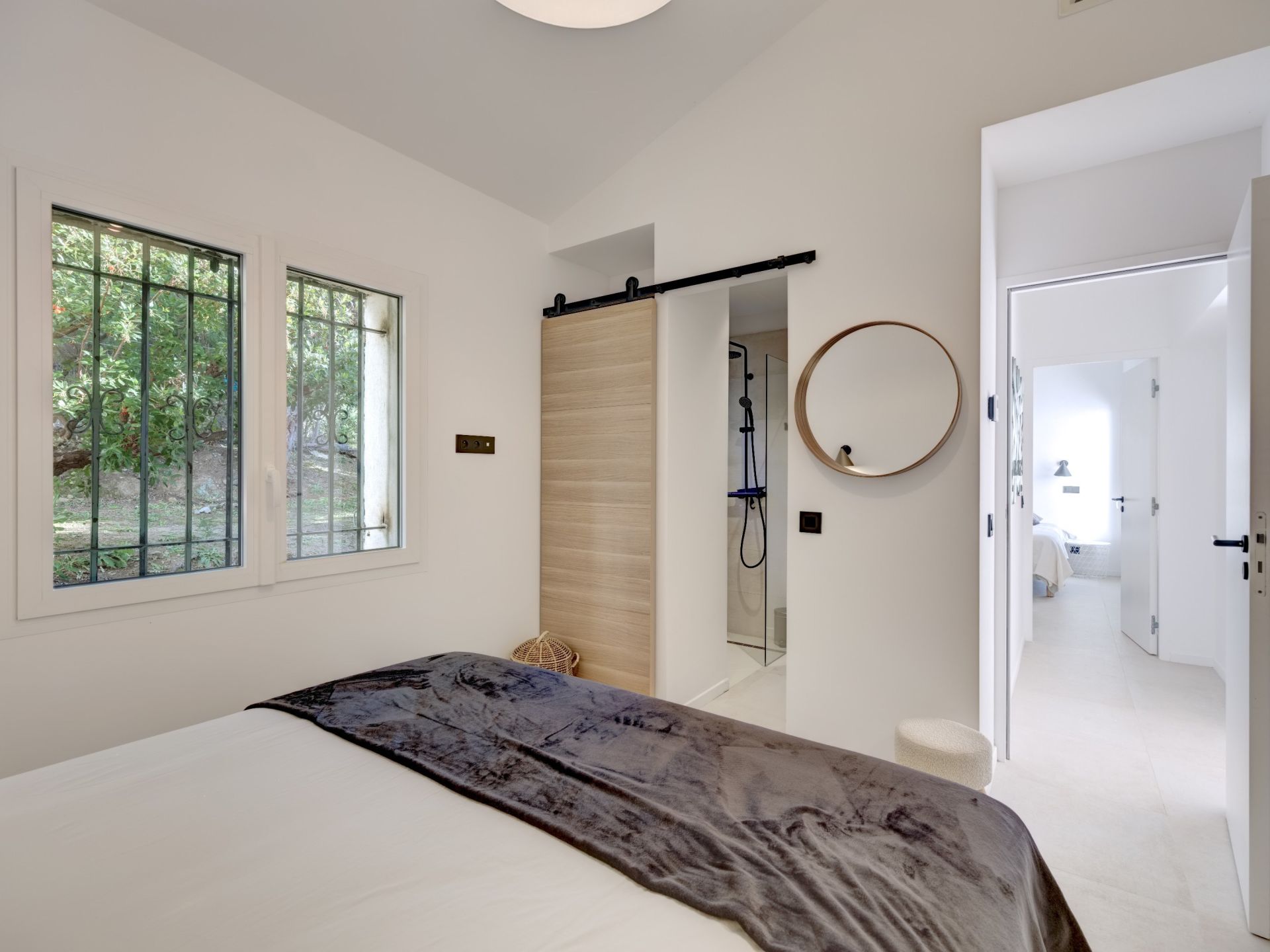 villa de luxe 8 Pièces en vente sur LES ISSAMBRES (83380)