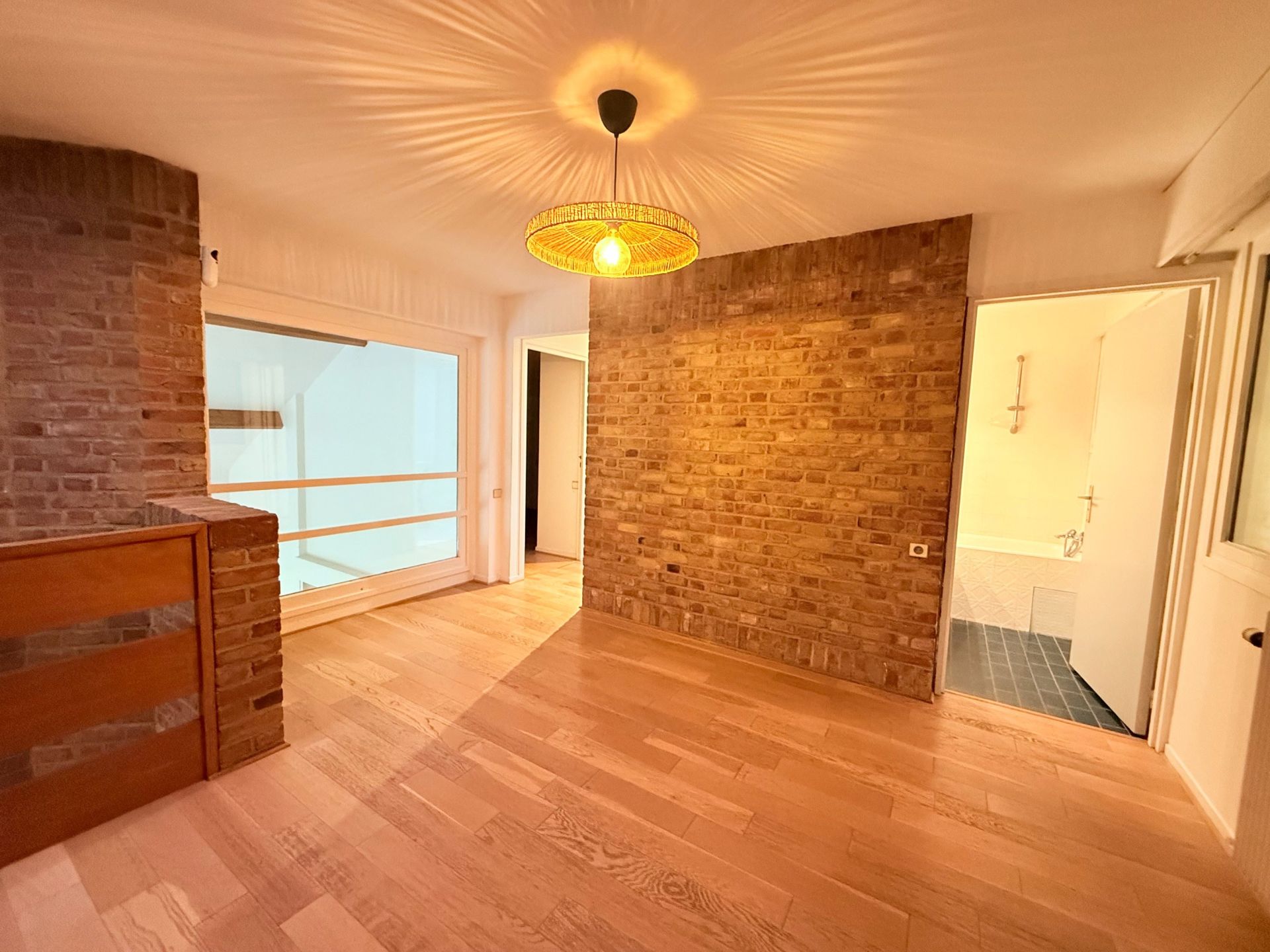 maison de luxe 7 Pièces en location sur CROIX (59170)