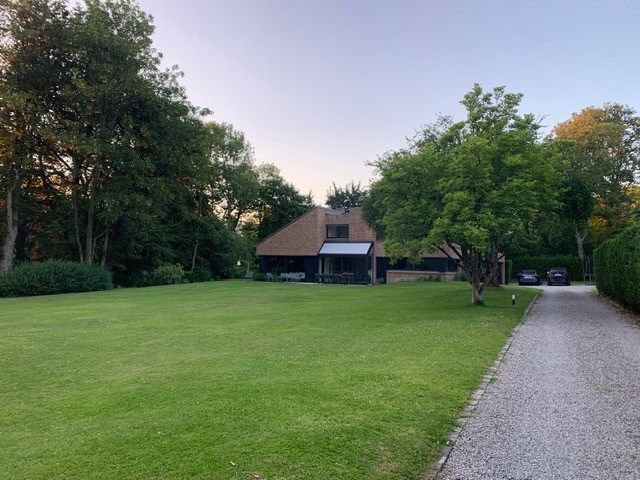 maison de luxe 7 Pièces en location sur CROIX (59170)