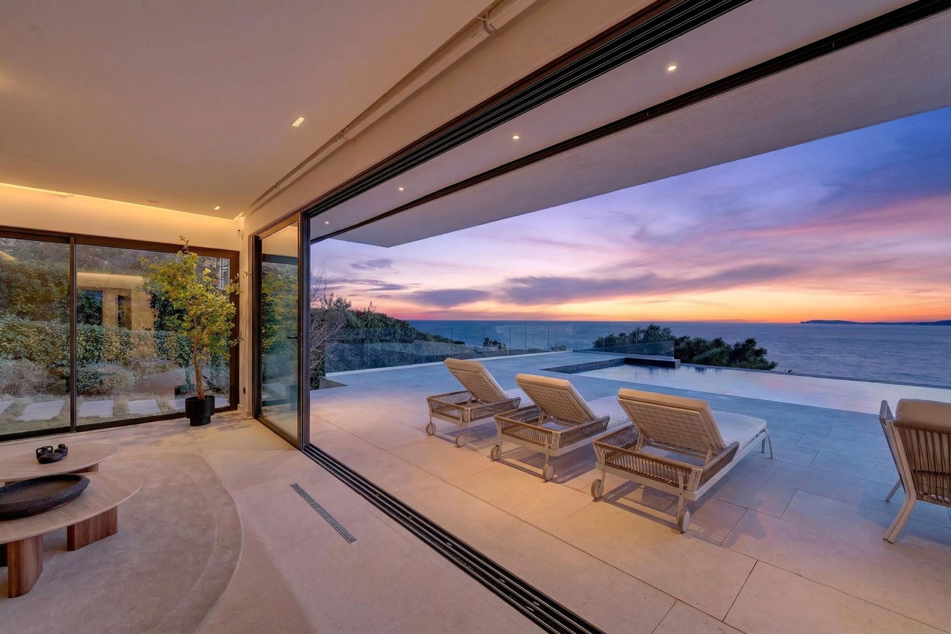 luxury house 5 Rooms for sale on RAYOL CANADEL SUR MER (83820)