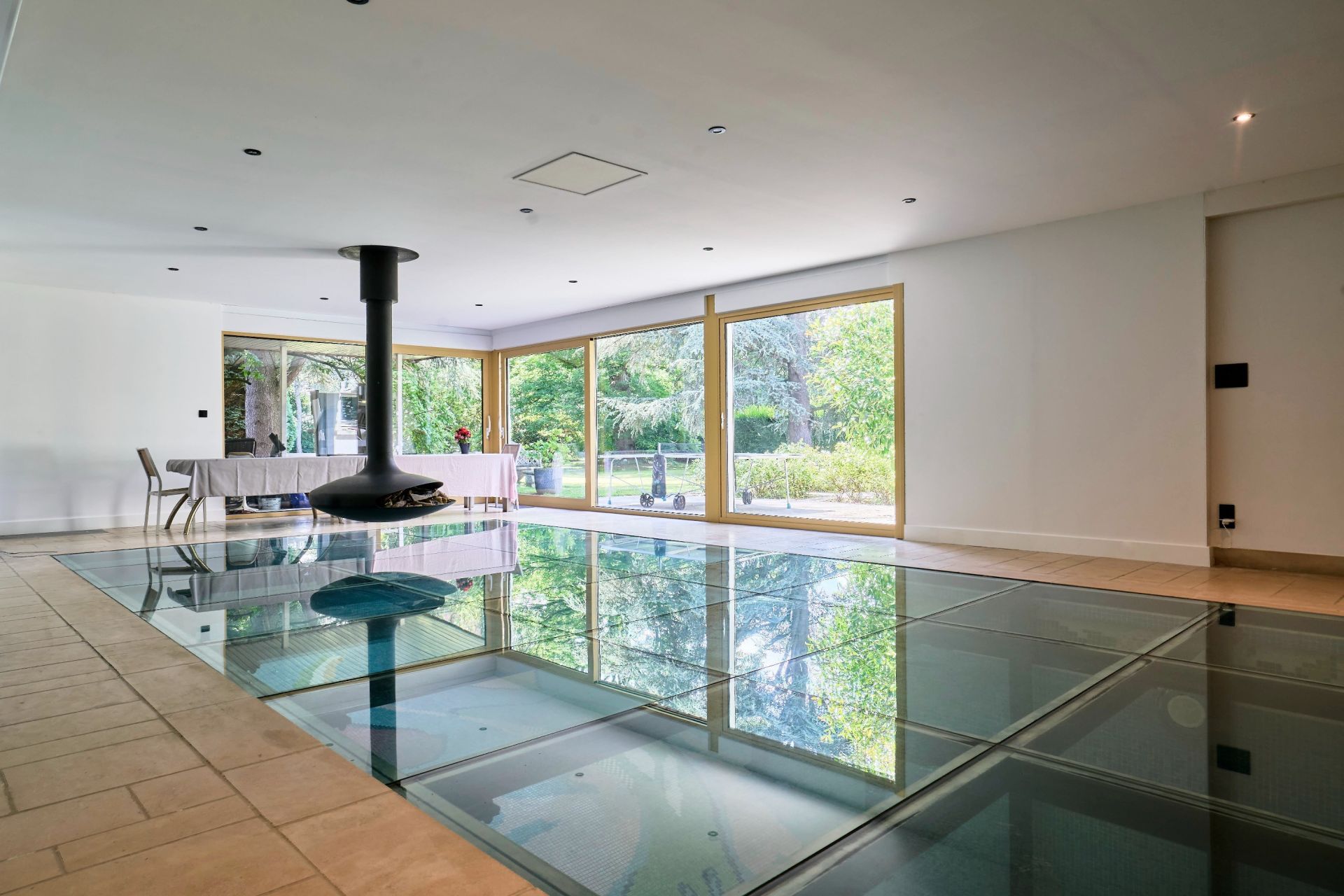 luxury house 9 Rooms for sale on MARCQ EN BAROEUL (59700)