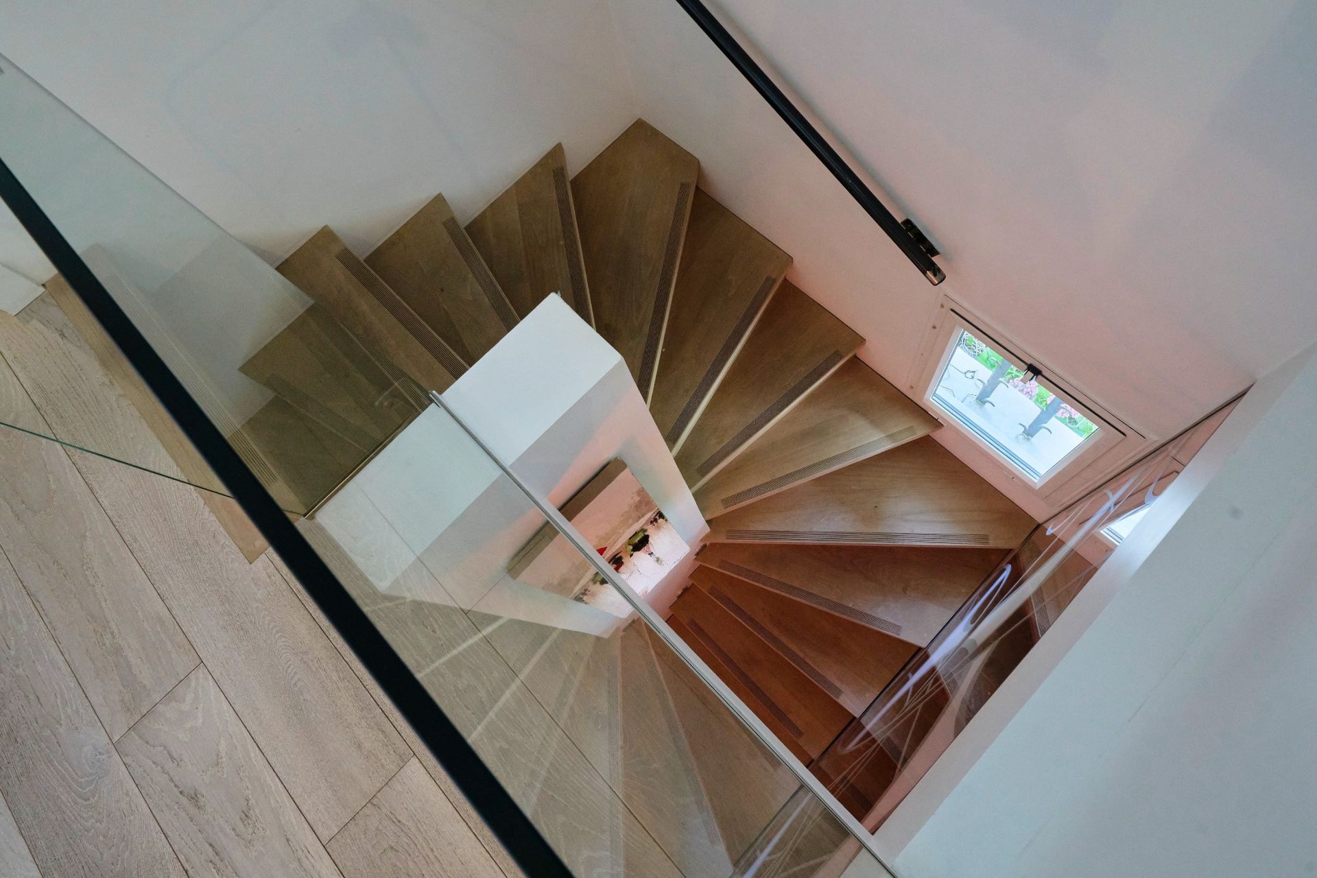 luxury house 9 Rooms for sale on MARCQ EN BAROEUL (59700)