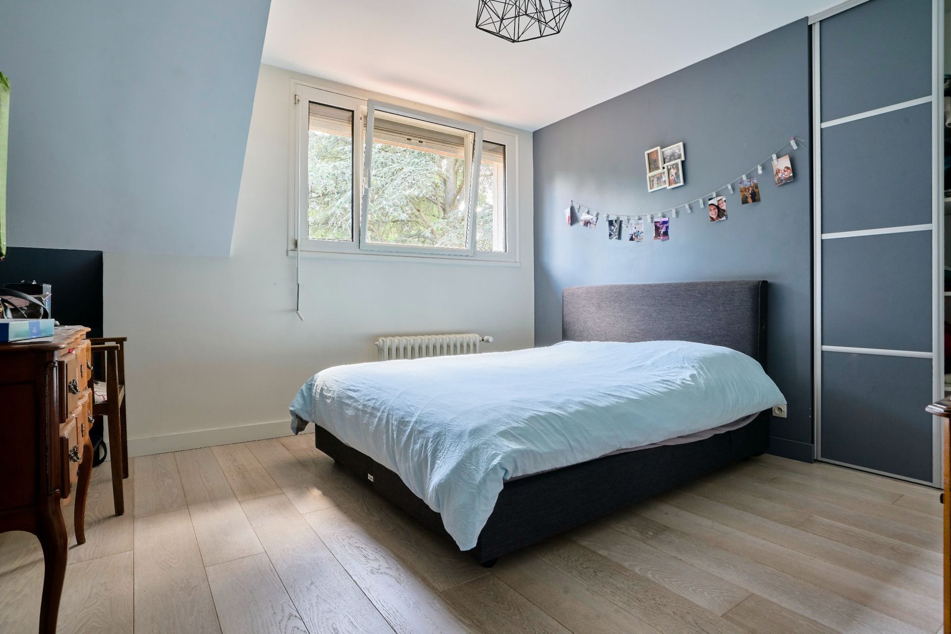 luxury house 9 Rooms for sale on MARCQ EN BAROEUL (59700)