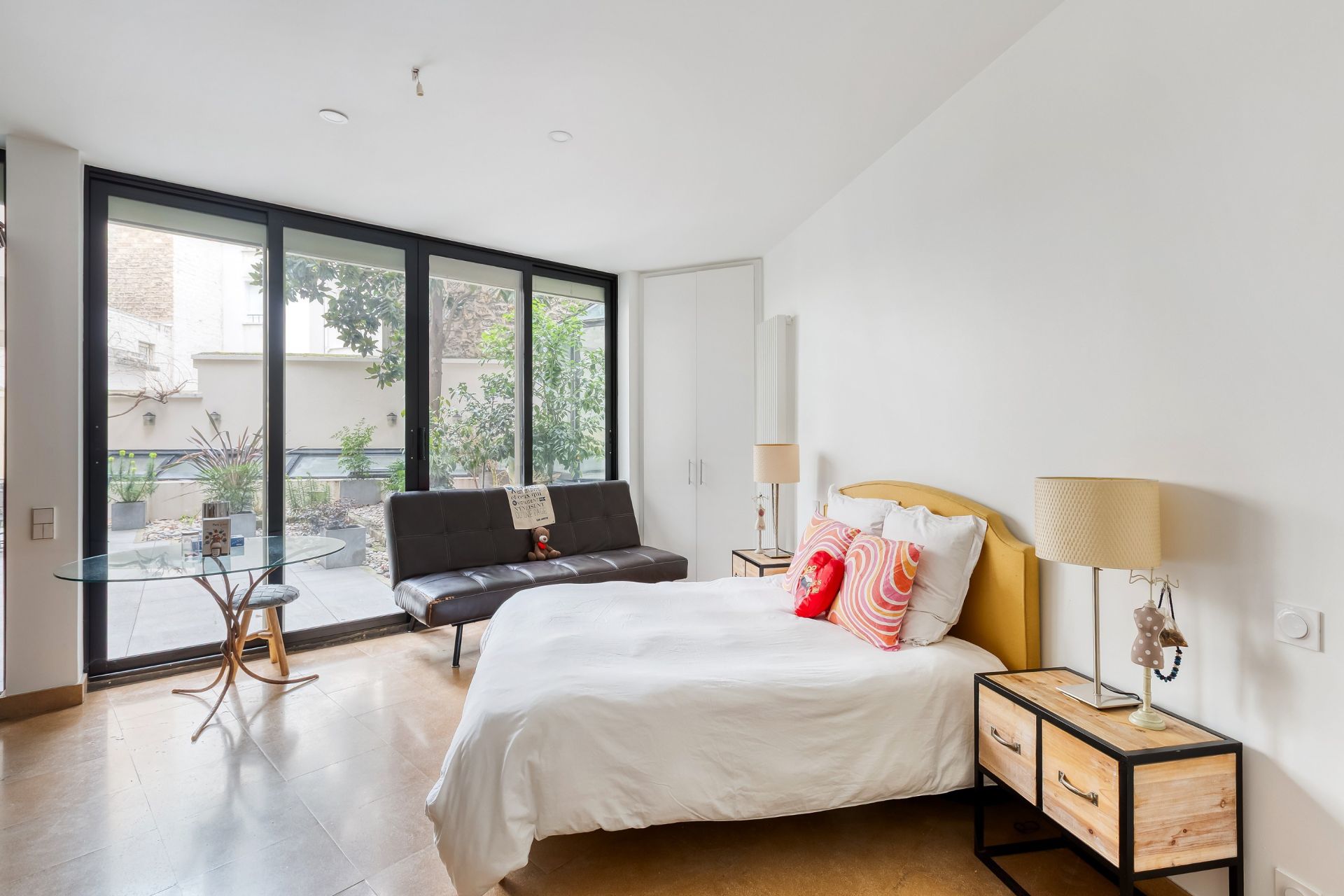 luxury house 11 Rooms for sale on NEUILLY SUR SEINE (92200)