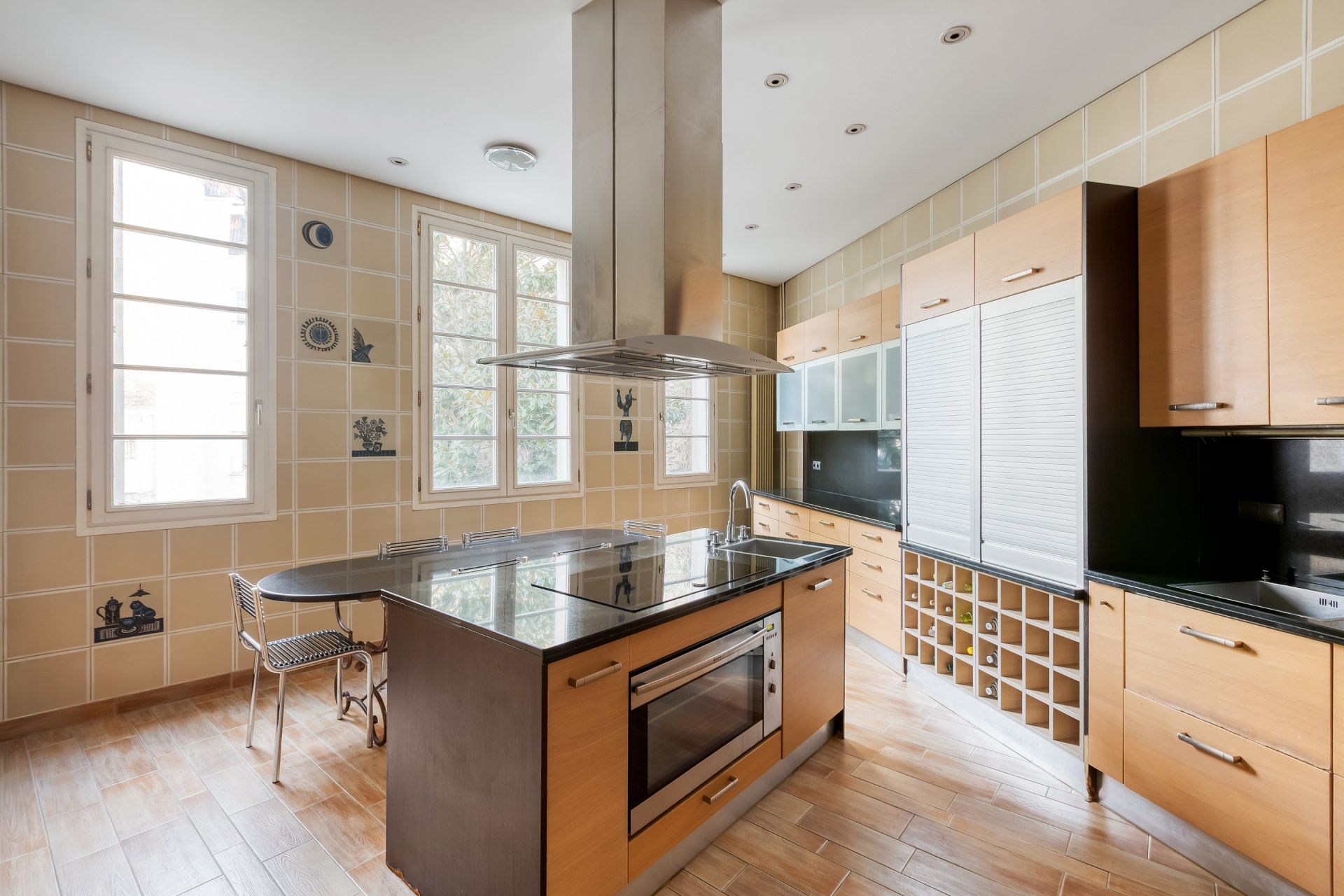 luxury house 11 Rooms for sale on NEUILLY SUR SEINE (92200)