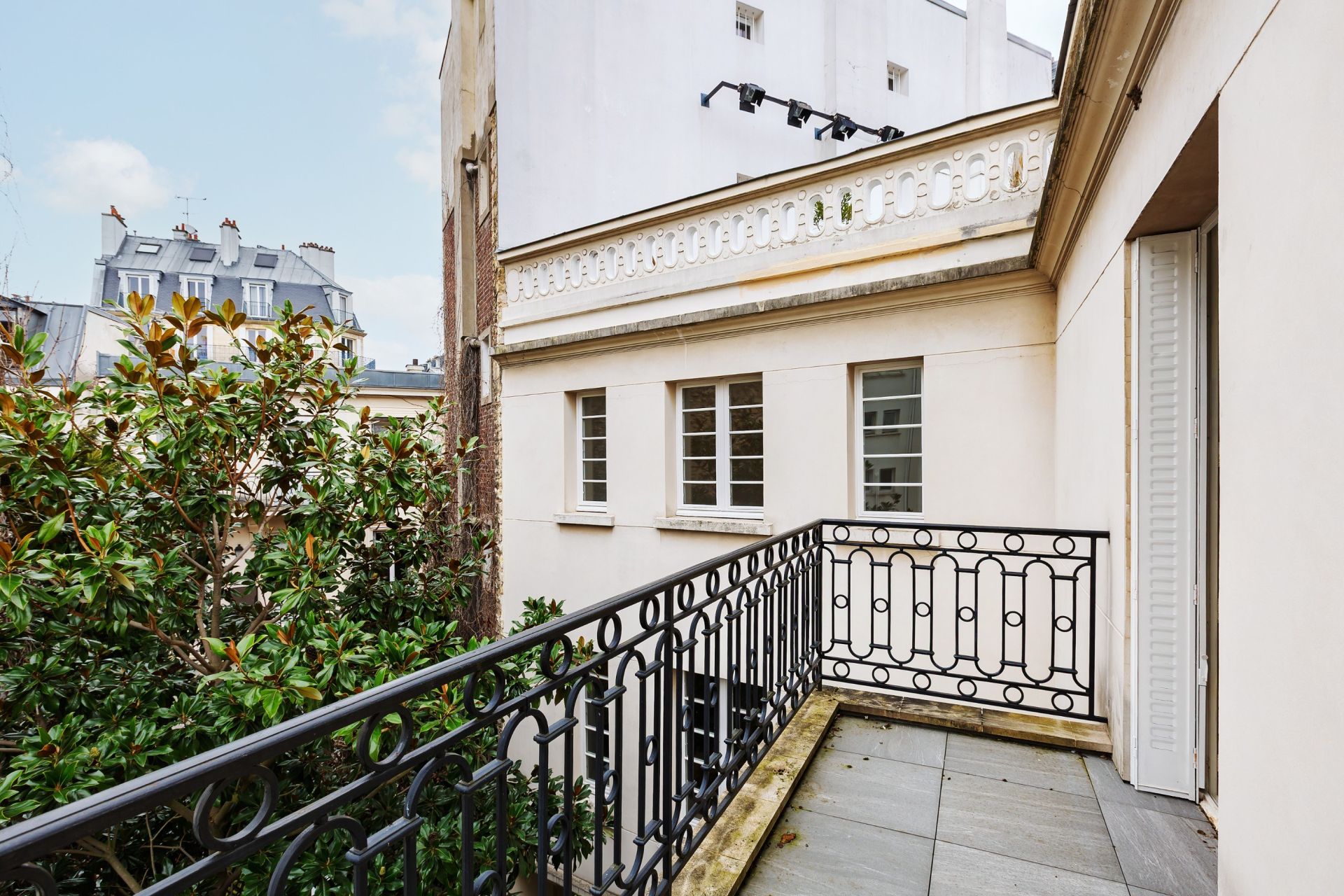luxury house 11 Rooms for sale on NEUILLY SUR SEINE (92200)