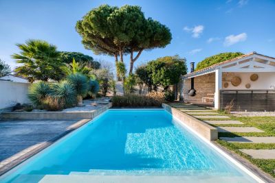 Sale Luxury house Le Bois-Plage-en-Ré 9&nbsp;Rooms 220&nbsp;m²