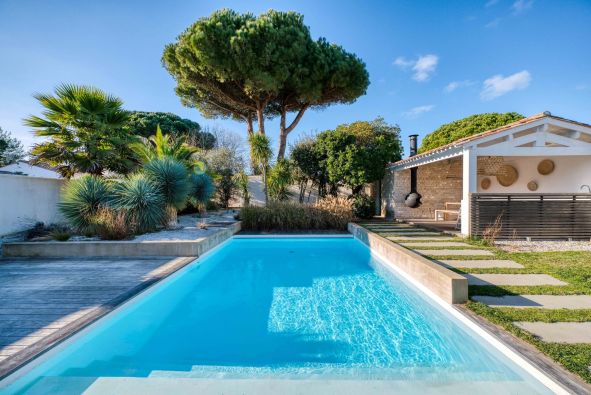 Sale Luxury house Le Bois-Plage-en-Ré 9&nbsp;Rooms 220&nbsp;m²