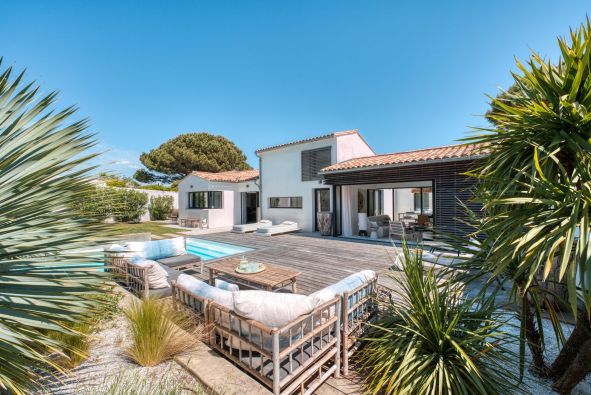 Sale Luxury house Le Bois-Plage-en-Ré 9&nbsp;Rooms 220&nbsp;m²