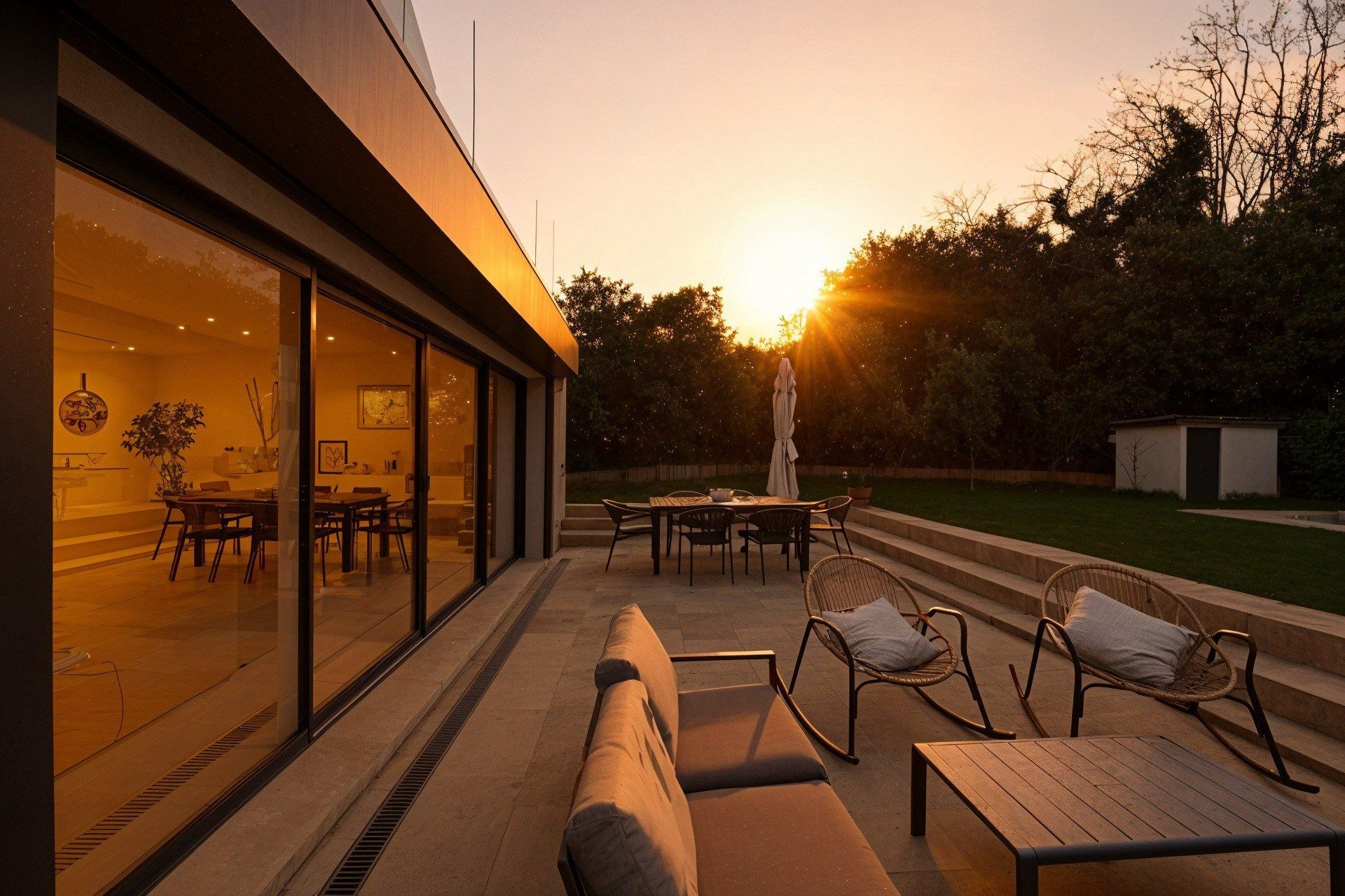 luxury house 6 Rooms for sale on MARSEILLE (13009)