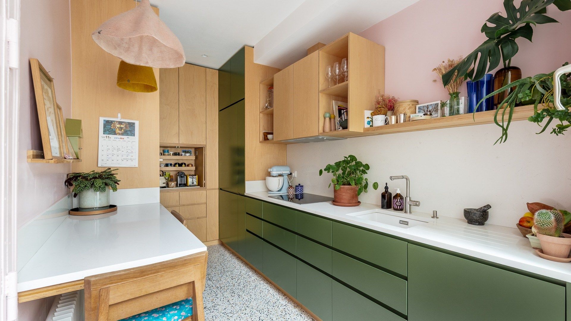luxury apartment 6 Rooms for sale on PARIS (75009)