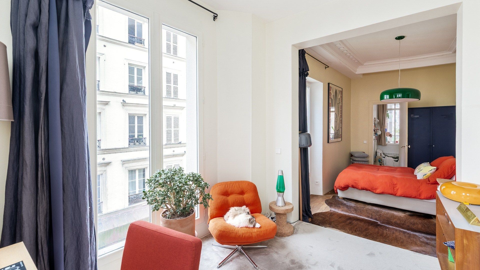 luxury apartment 6 Rooms for sale on PARIS (75009)
