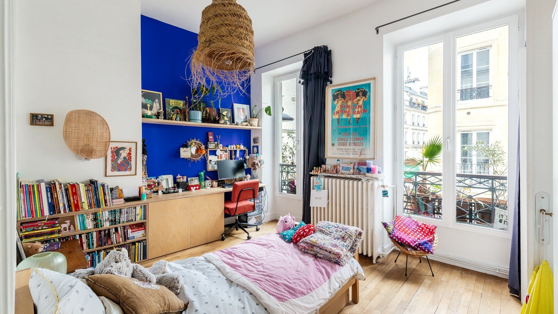 luxury apartment 6 Rooms for sale on PARIS (75009)