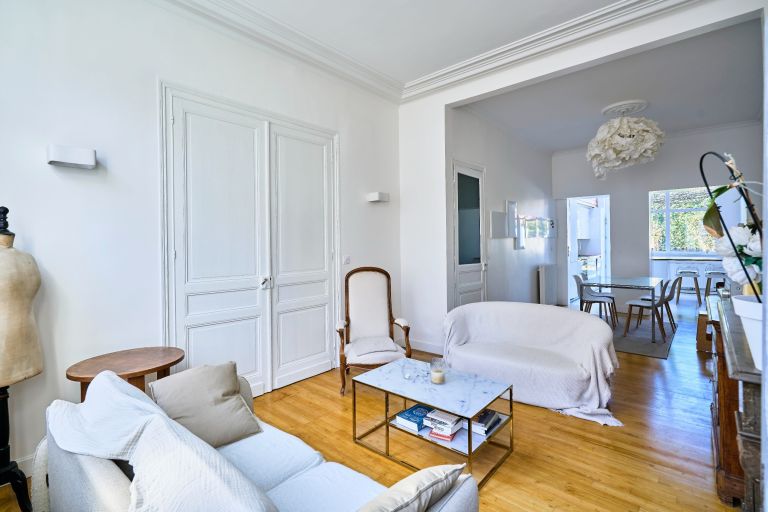 luxury house 5 Rooms for sale on LILLE (59000)