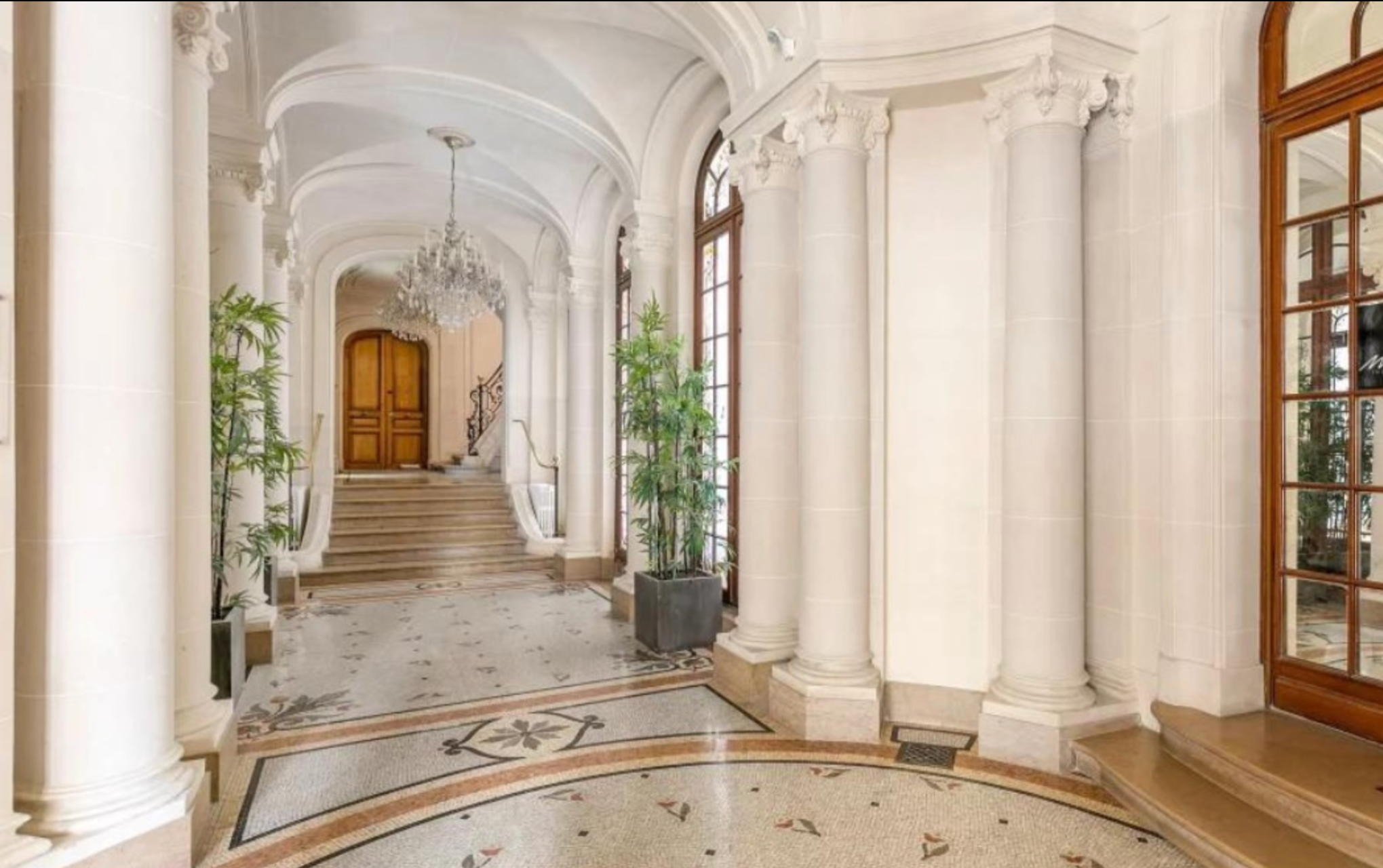 luxury apartment 18 Rooms for sale on PARIS (75016)