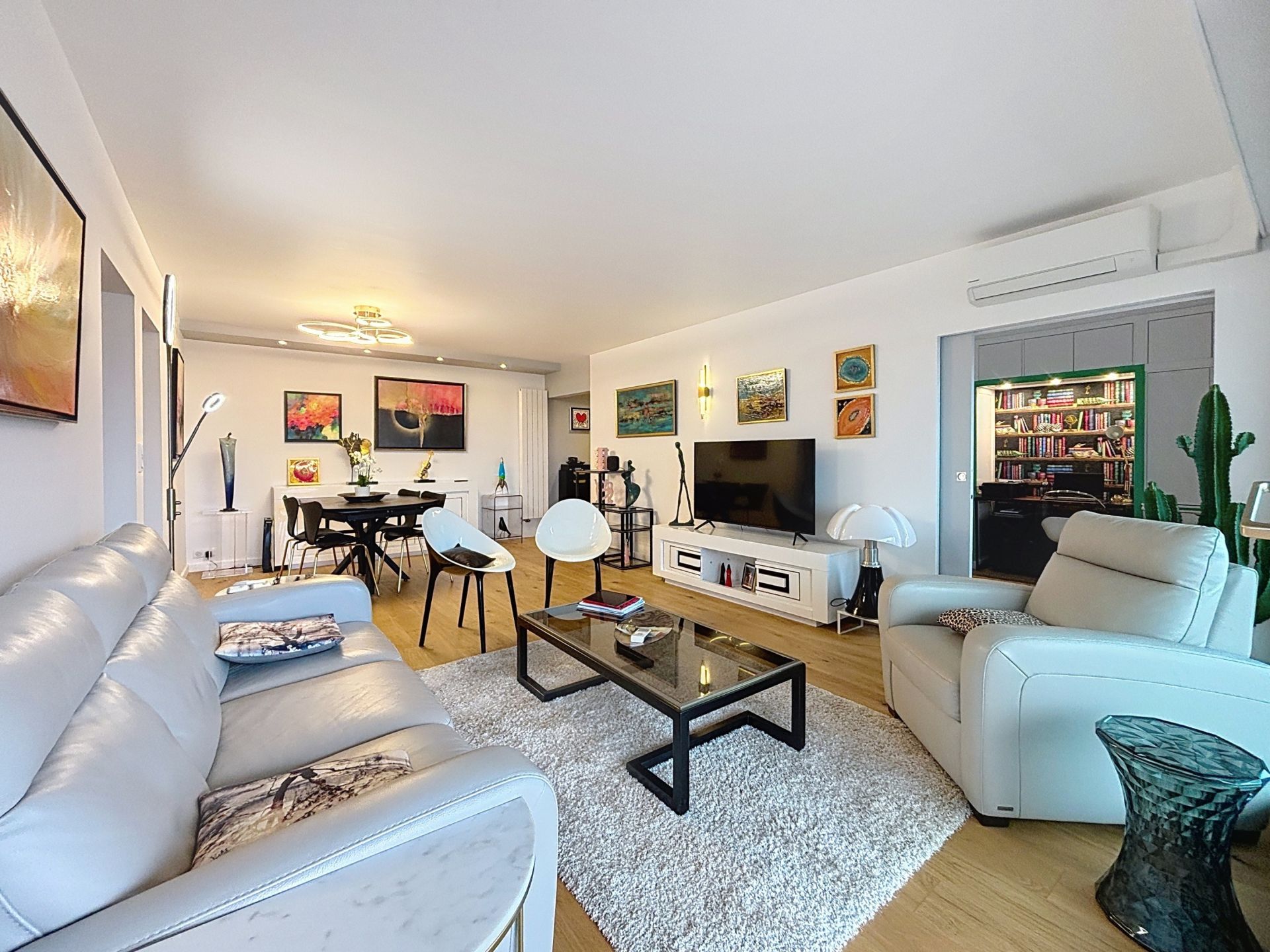 luxury apartment 3 Rooms for sale on BIARRITZ (64200)
