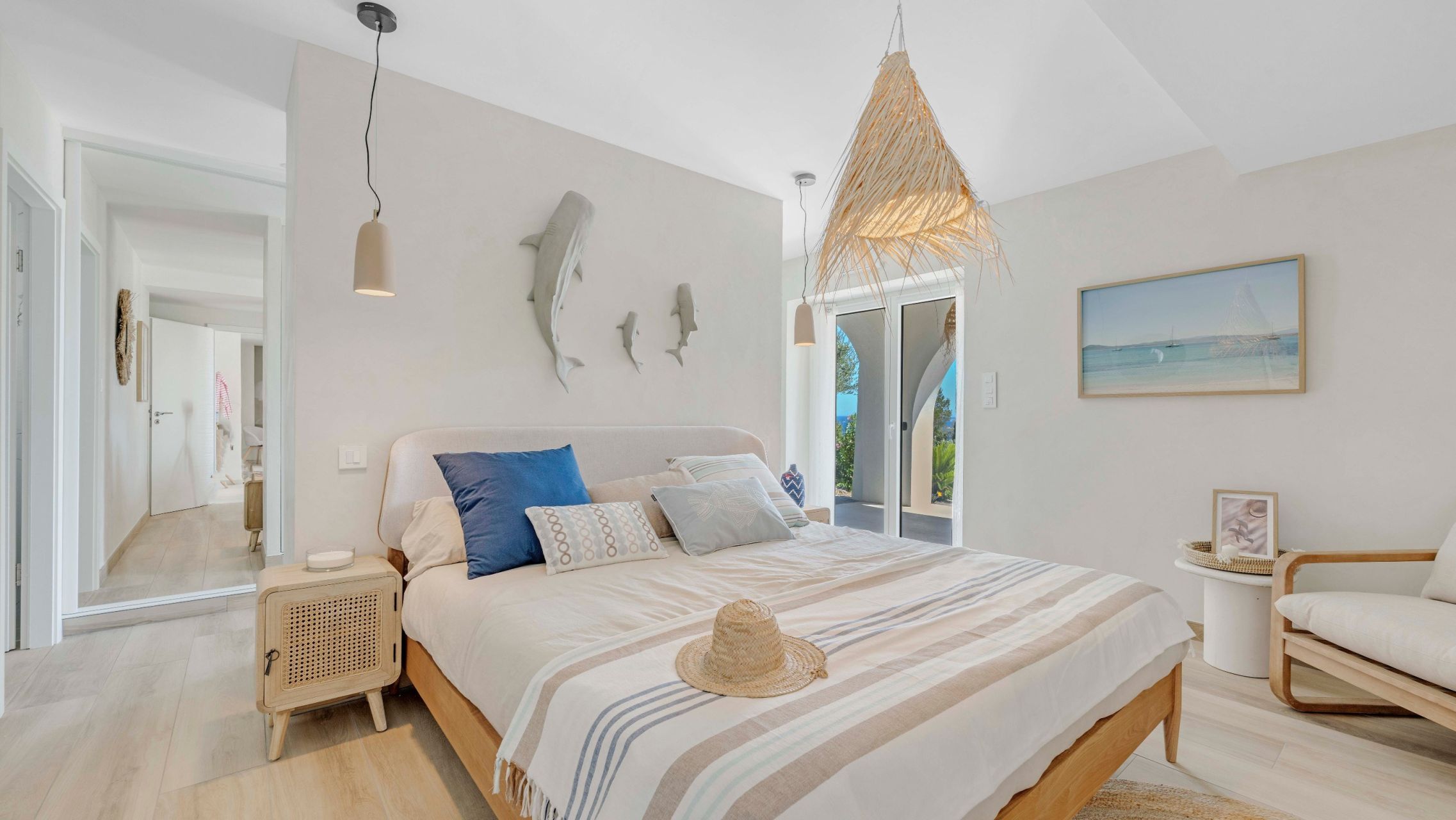 villa de luxe 6 Pièces en vente sur LES ISSAMBRES (83380)