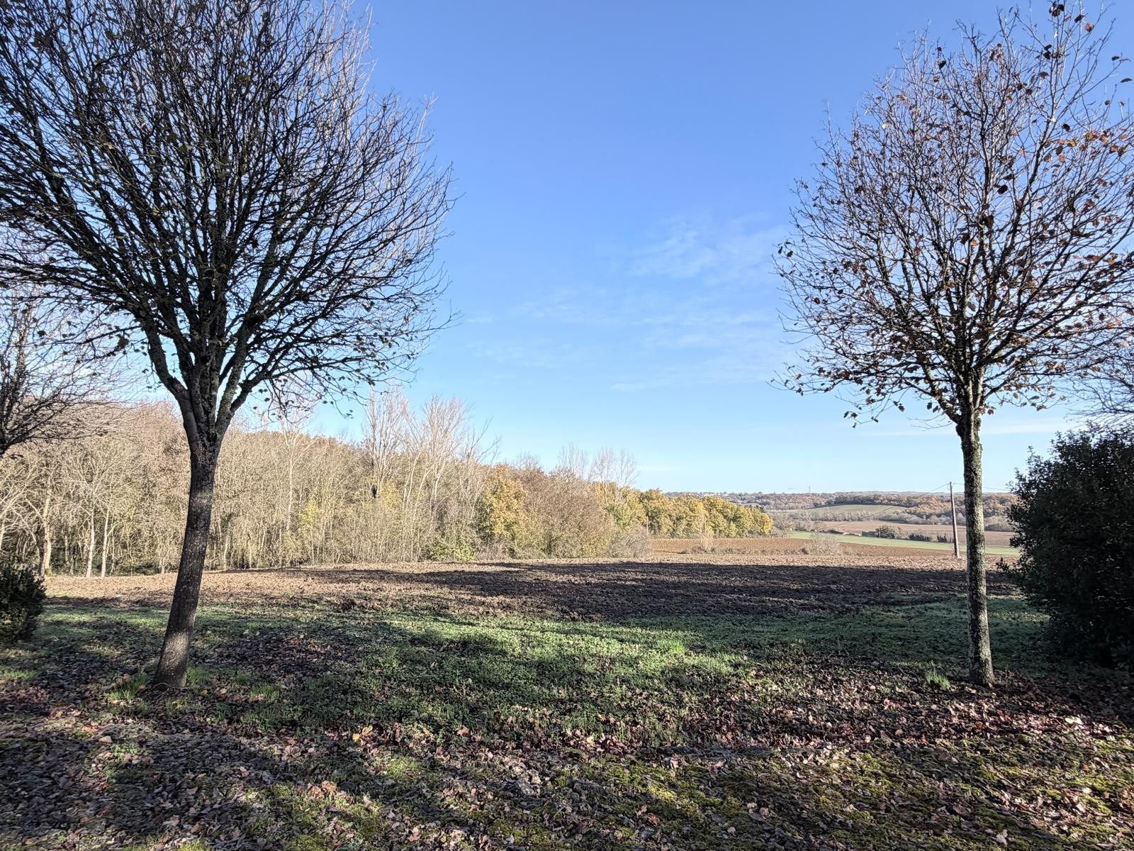 luxury house 8 Rooms for sale on SOLOMIAC (32120)