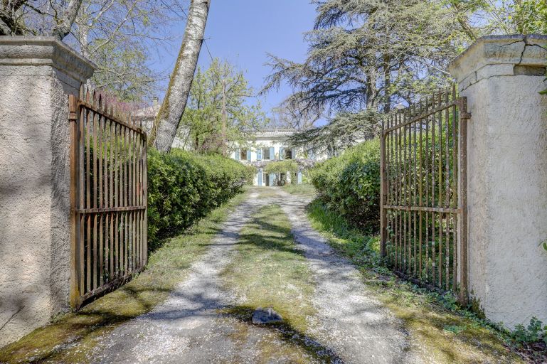 maison de maître 7 Pièces en vente sur CASTRES (81100)