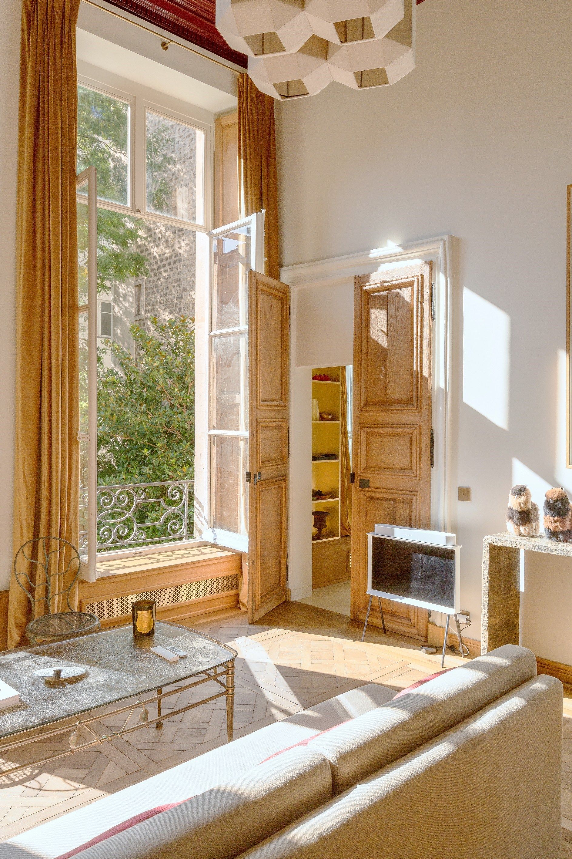luxury apartment 7 Rooms for sale on PARIS (75007)