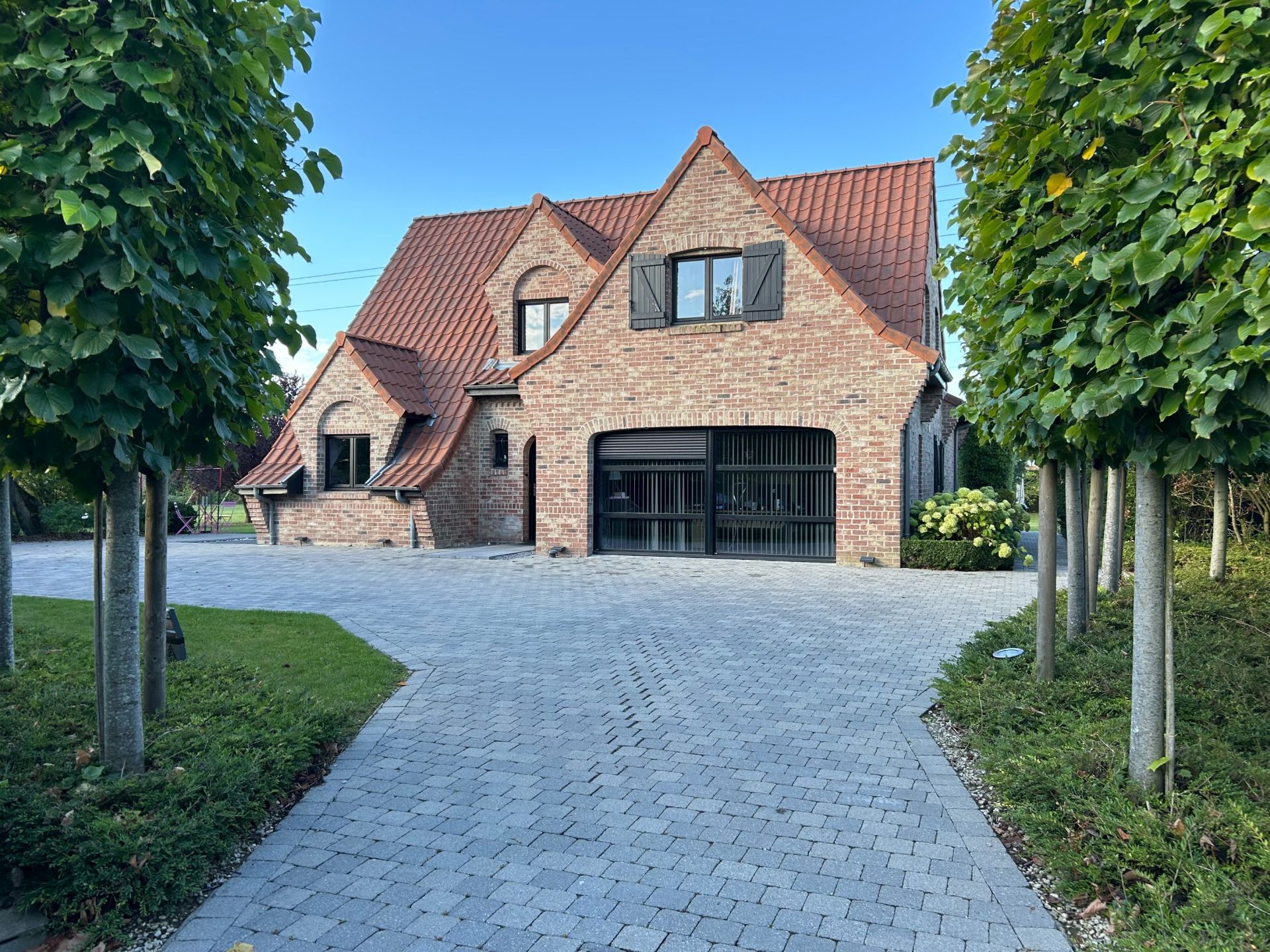 maison de luxe 12 Pièces en vente sur ESTAIRES (59940)