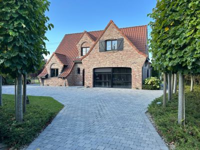 Sale Luxury house Estaires 12&nbsp;Rooms 205&nbsp;m²