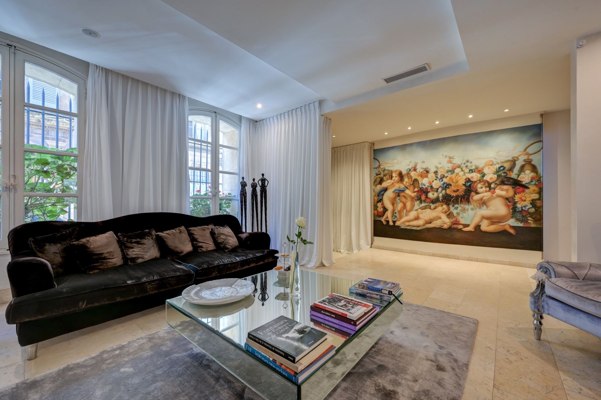 luxury house 7 Rooms for sale on AIX EN PROVENCE (13100)