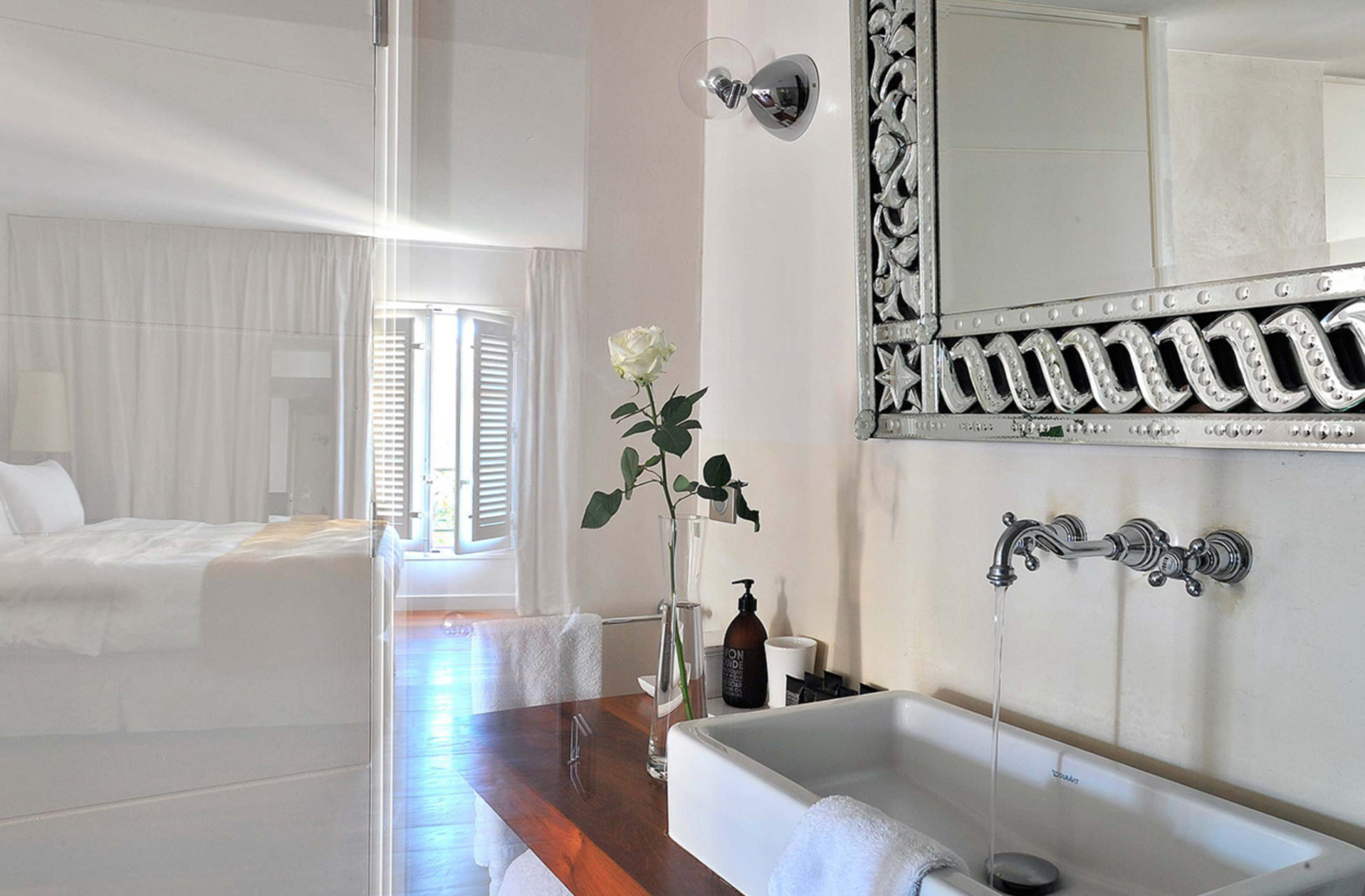 luxury house 7 Rooms for sale on AIX EN PROVENCE (13100)