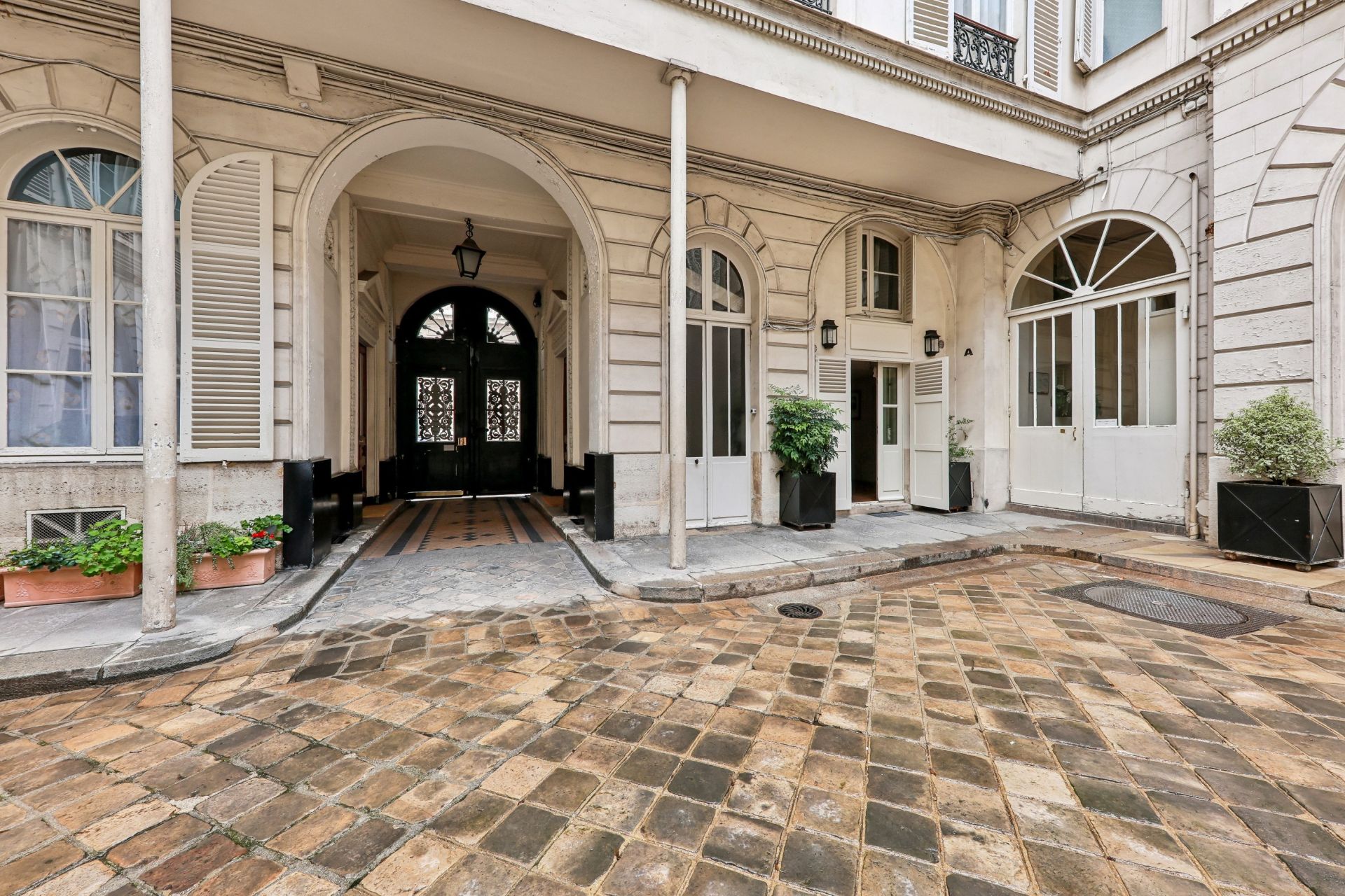 appartement de luxe 2 Pièces en location sur PARIS (75007)