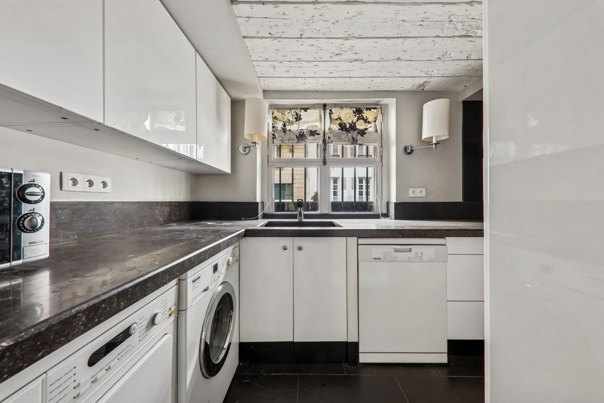 appartement de luxe 2 Pièces en location sur PARIS (75007)