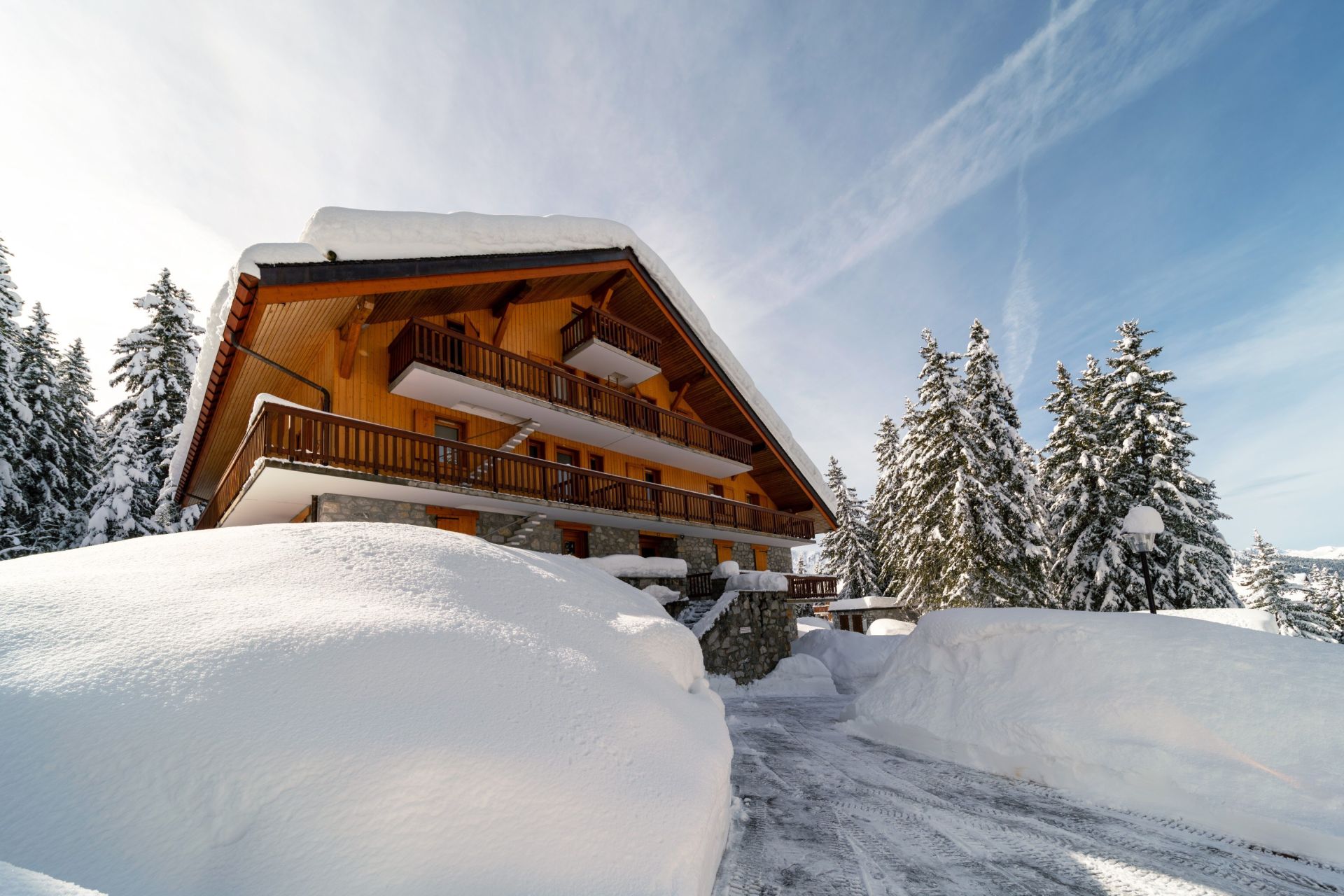 luxury apartment 3 Rooms for sale on MERIBEL LES ALLUES (73550)