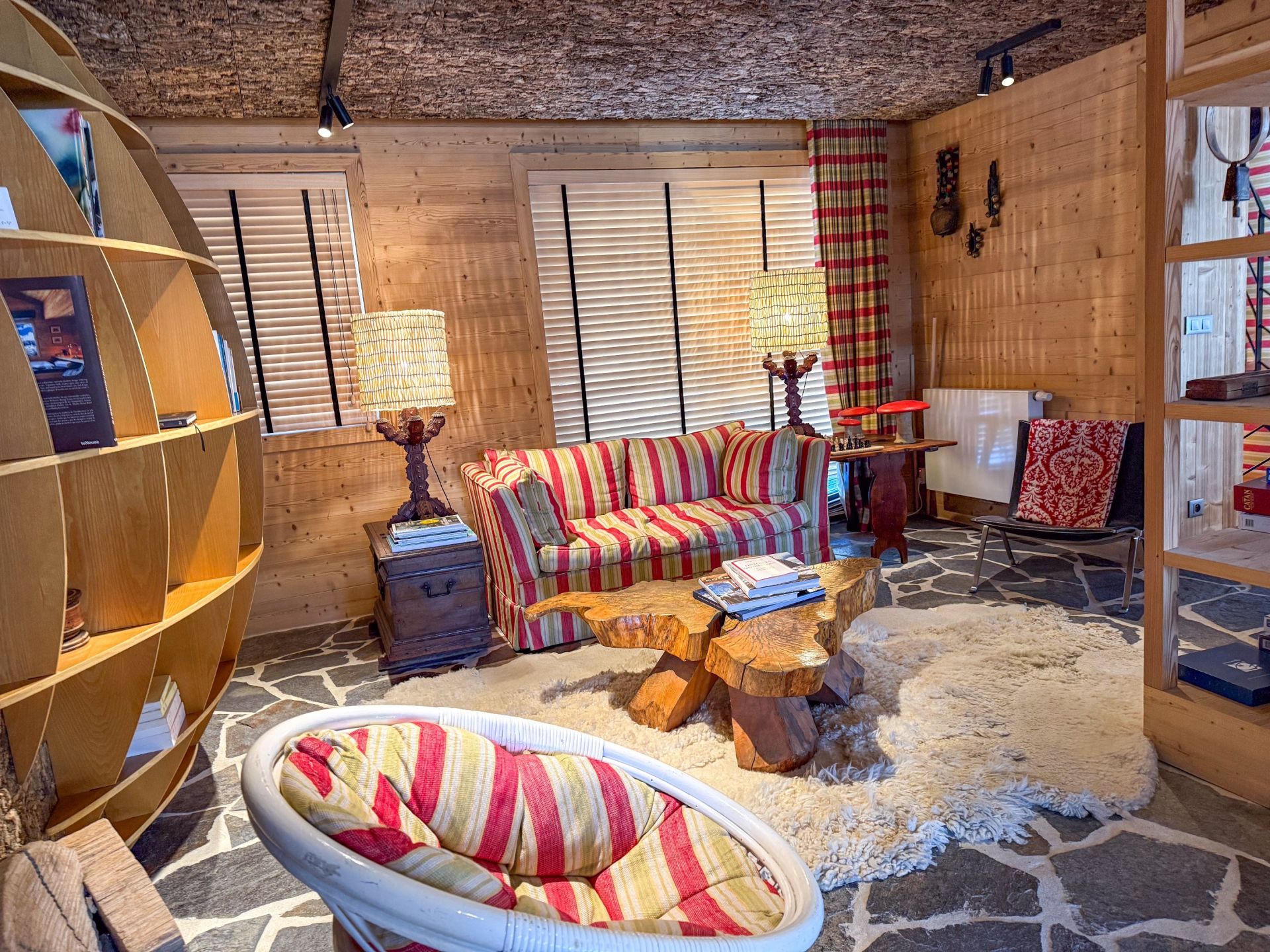 appartement de luxe 8 Pièces en location saisonnière sur MERIBEL LES ALLUES (73550)