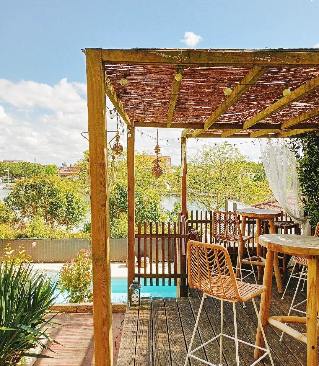 luxury house 10 Rooms for sale on AGEN (47000)