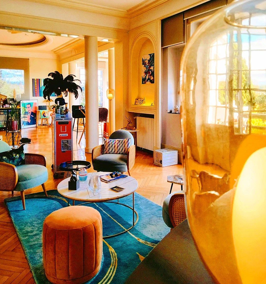 luxury house 10 Rooms for sale on AGEN (47000)