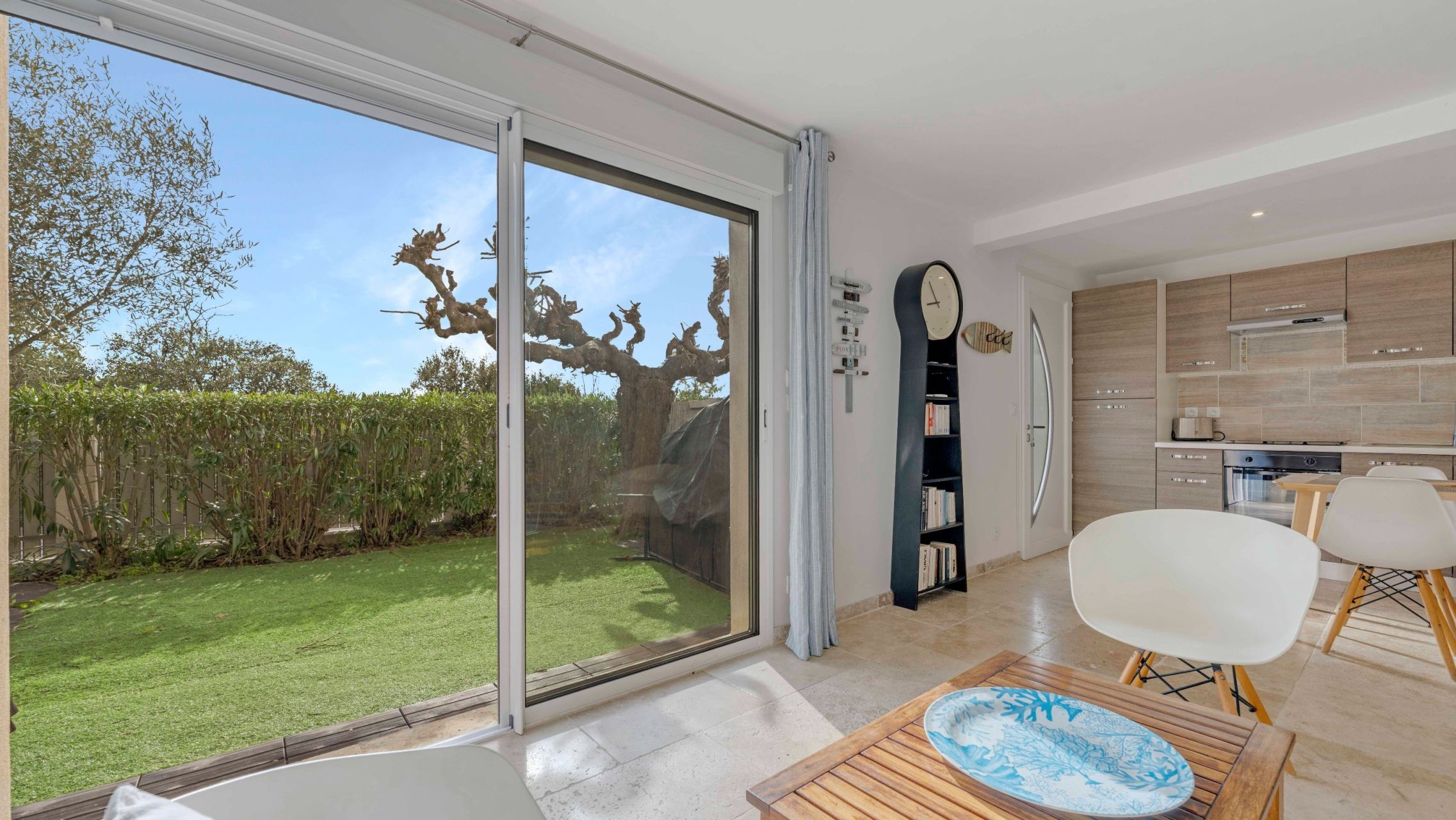 villa de luxe 10 Pièces en vente sur LES ISSAMBRES (83380)