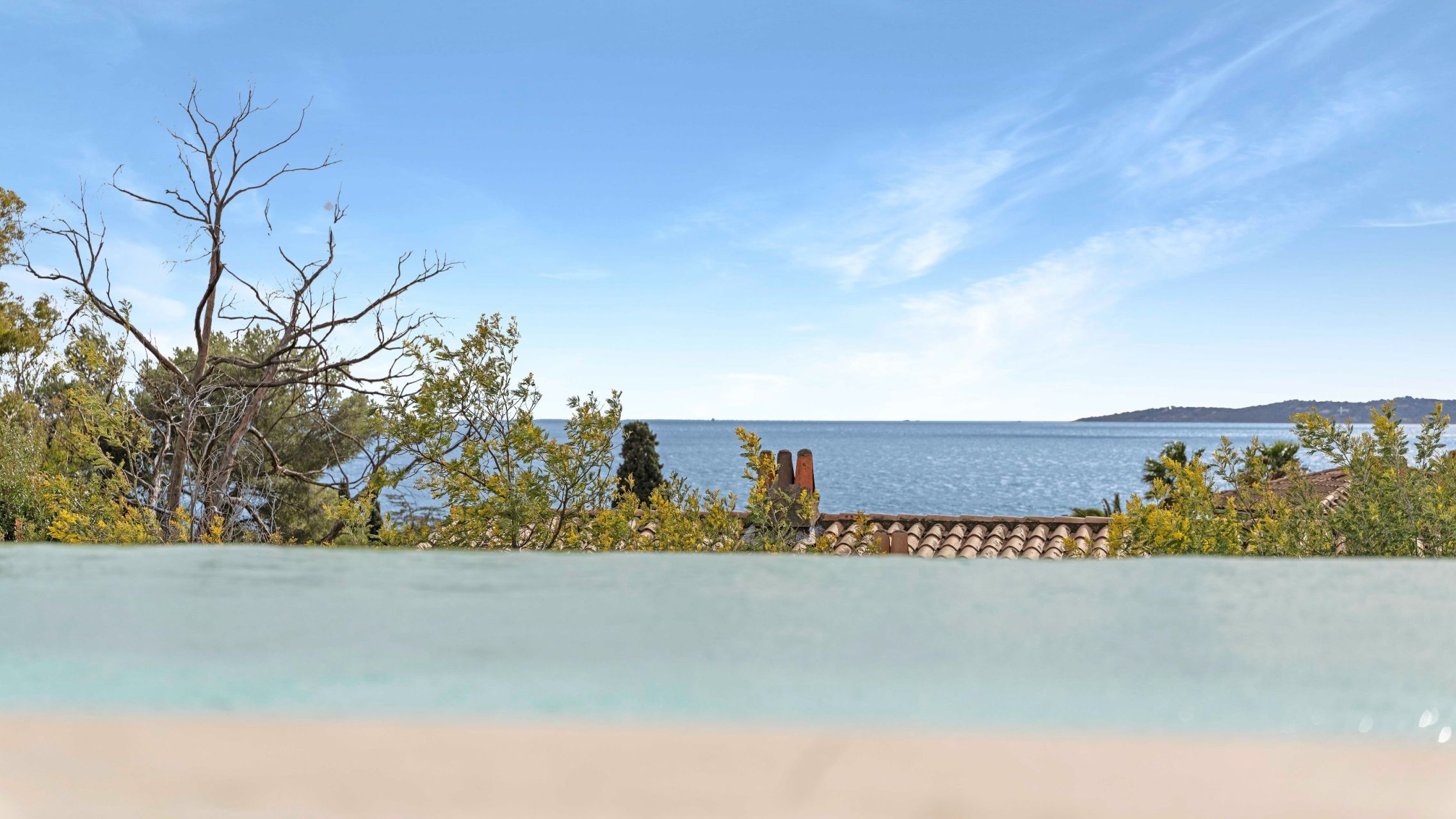 villa de luxe 10 Pièces en vente sur LES ISSAMBRES (83380)