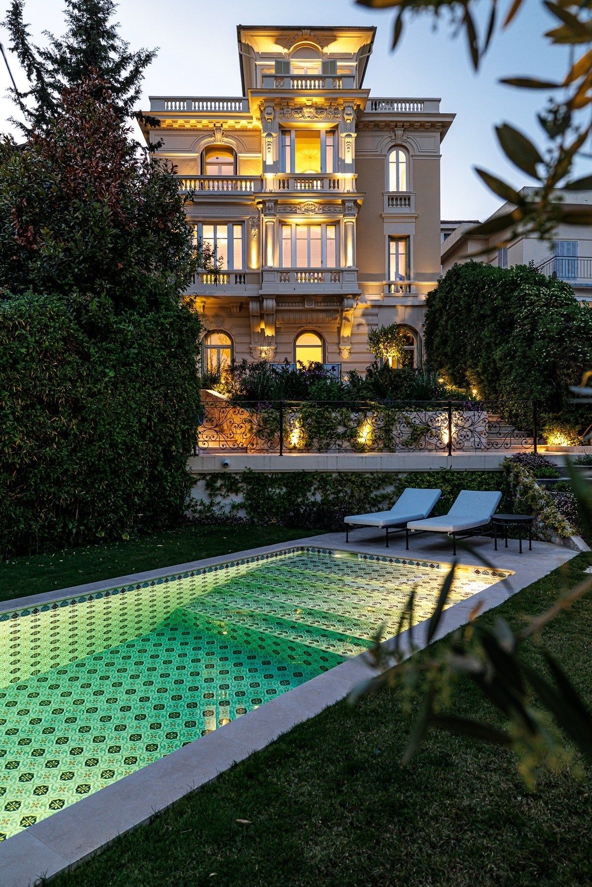 hôtel particulier 17 Pièces en vente sur NICE (06000)
