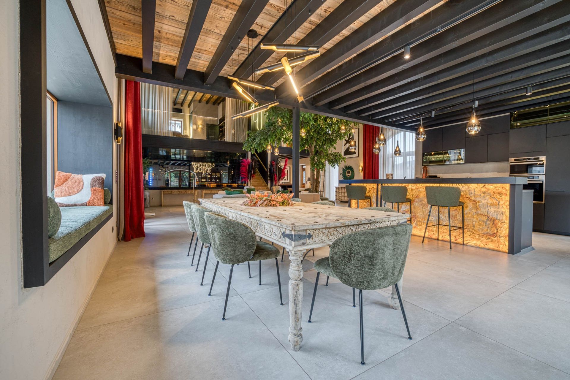 maison de luxe 8 Pièces en vente sur SEVRIER (74320)