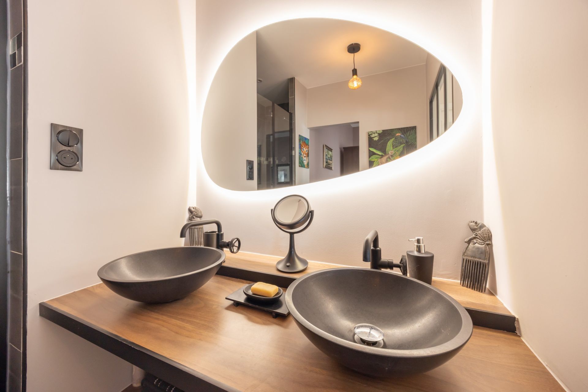 luxury house 3 Rooms for sale on PERPIGNAN (66000)