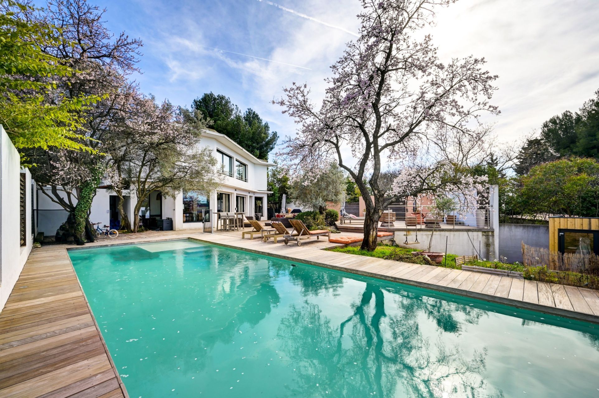 maison de luxe 10 Pièces en vente sur MARSEILLE (13012)