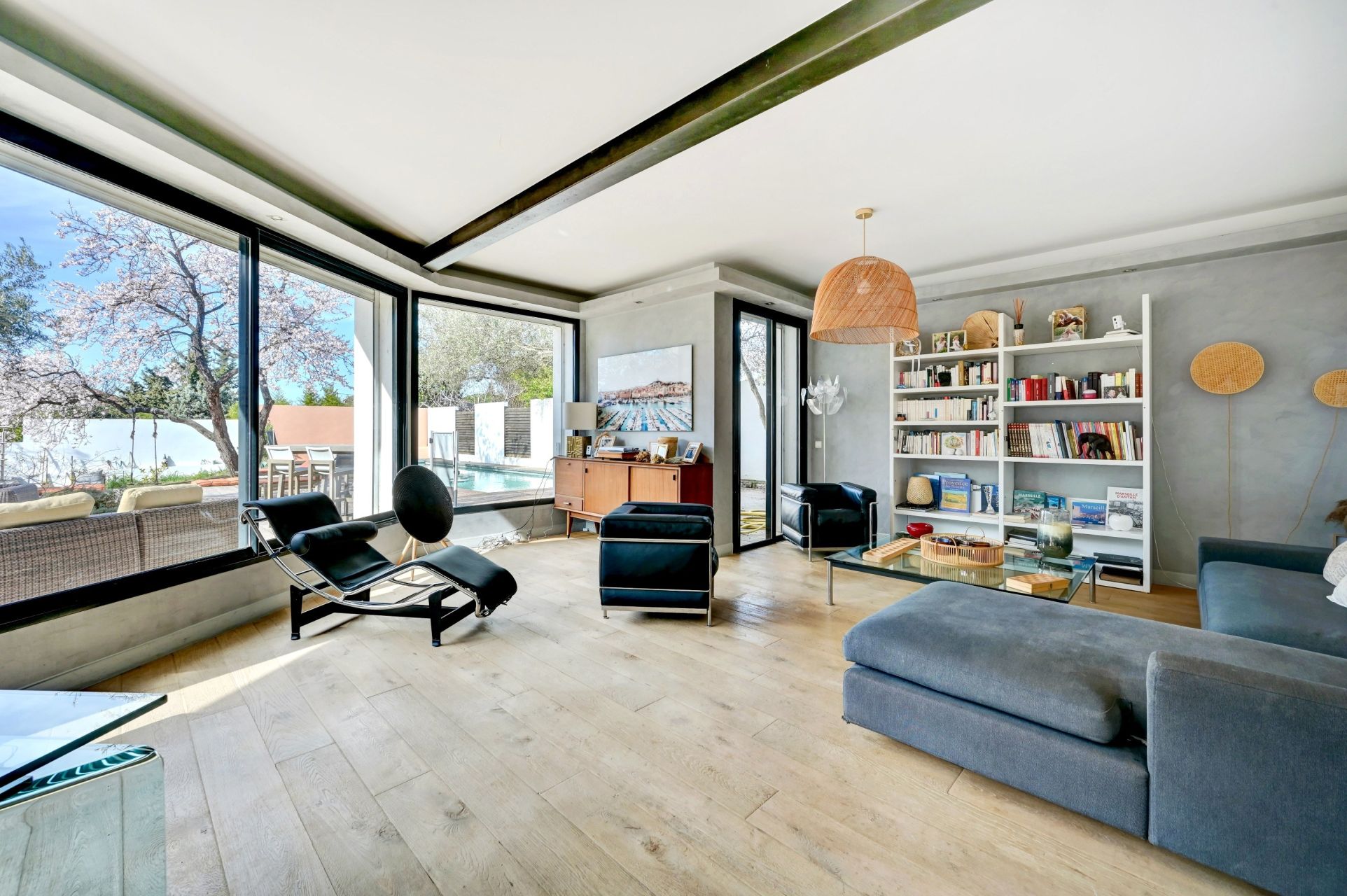 maison de luxe 10 Pièces en vente sur MARSEILLE (13012)